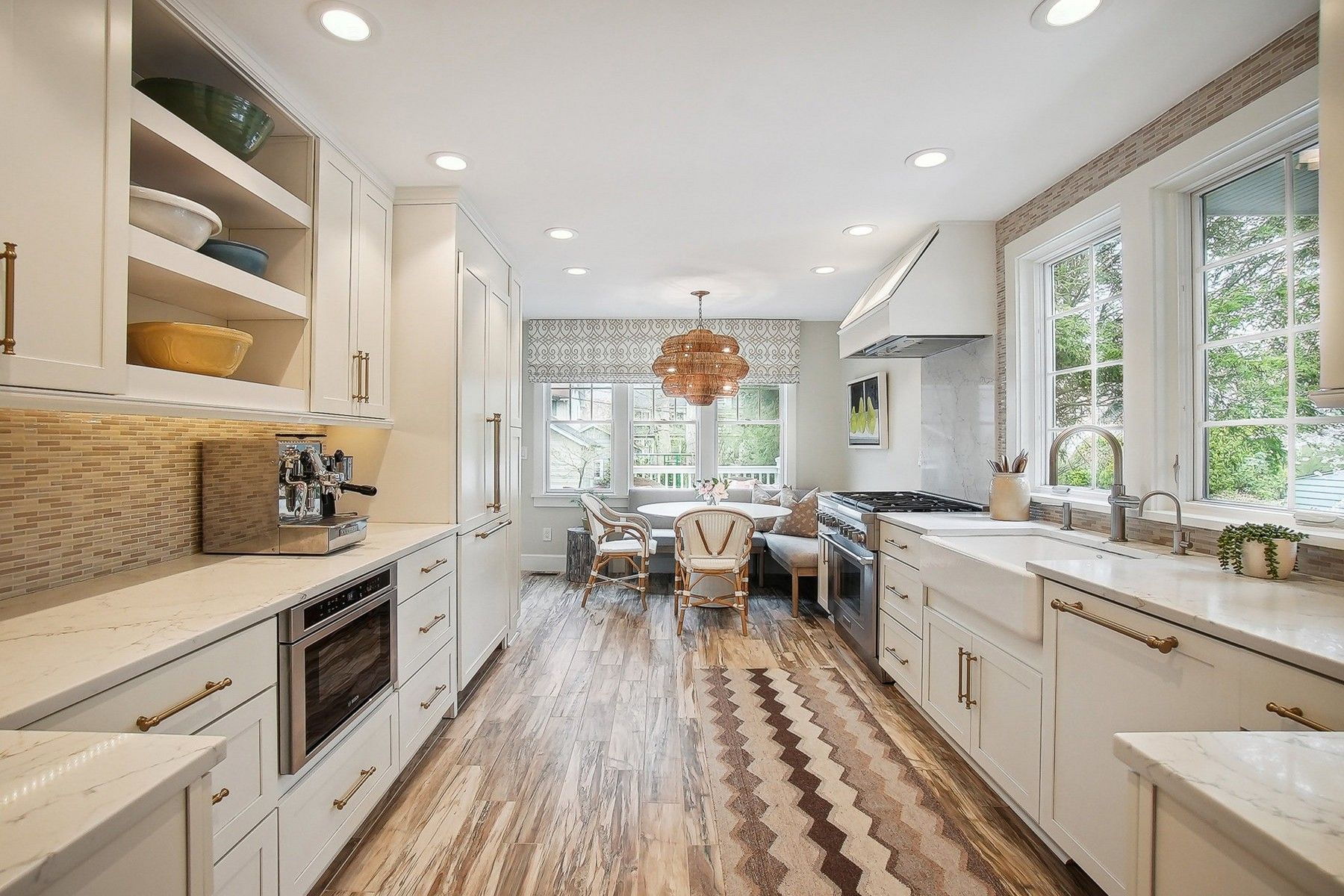 125 Gordonhurst Ave 
