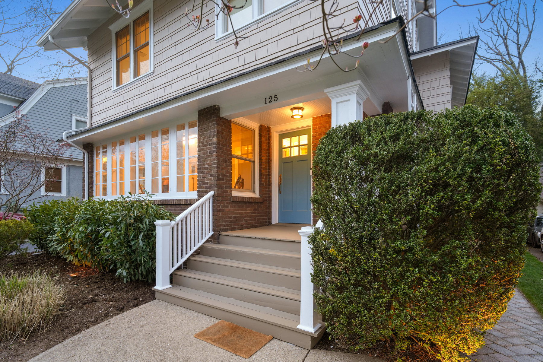 125 Gordonhurst Ave 