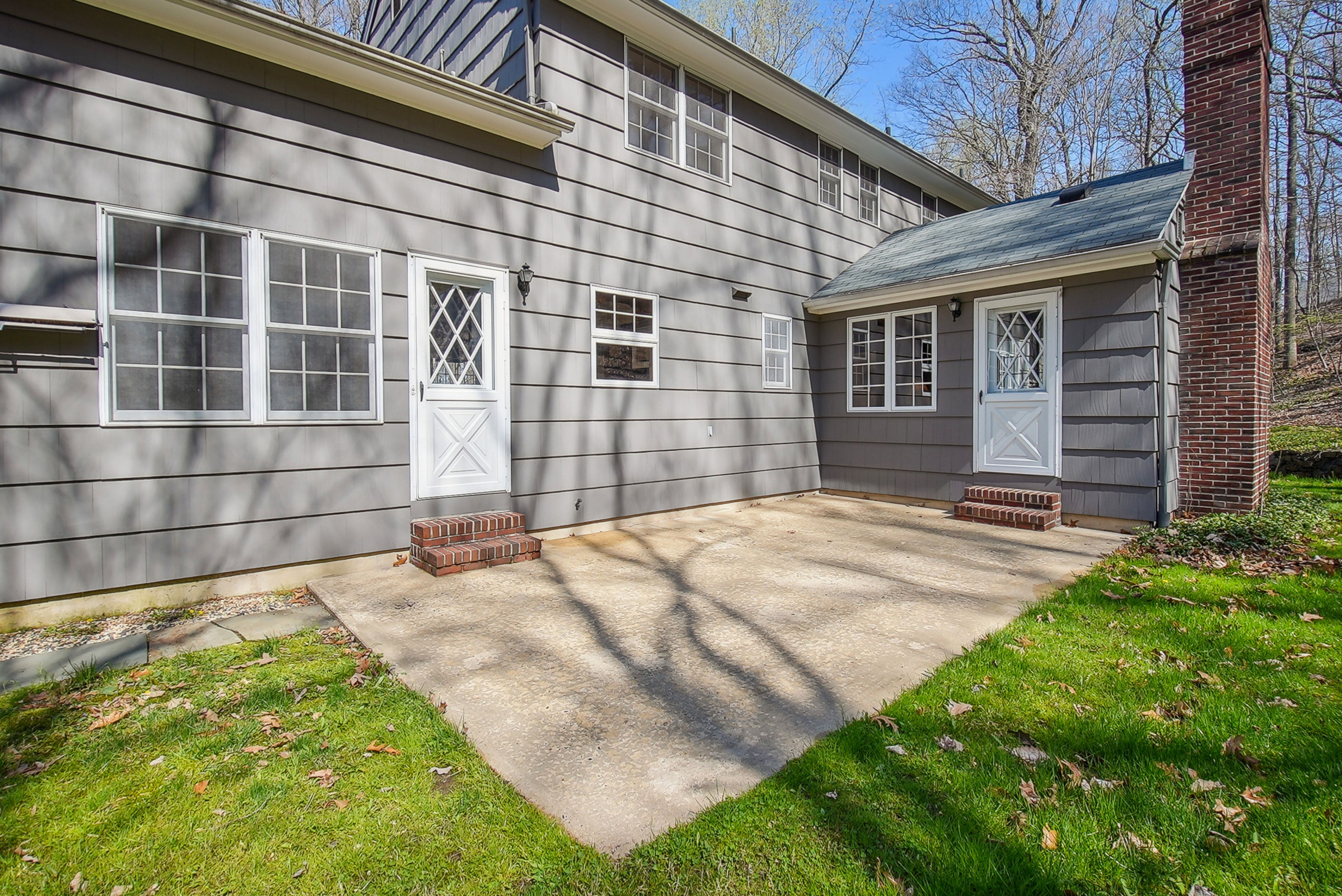 52 Wolf Hill Drive 