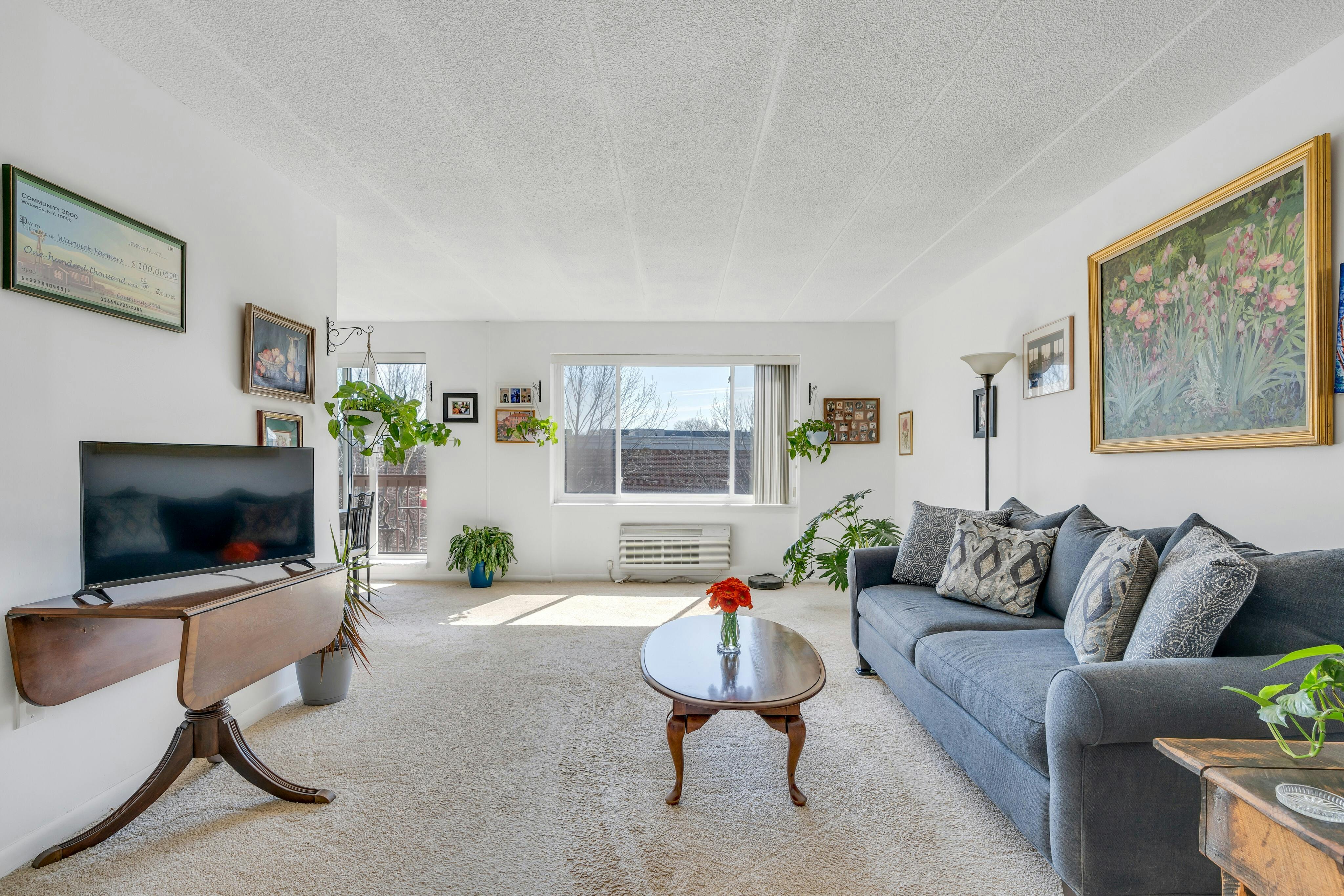 190 Morris Avenue, Unit 3B 