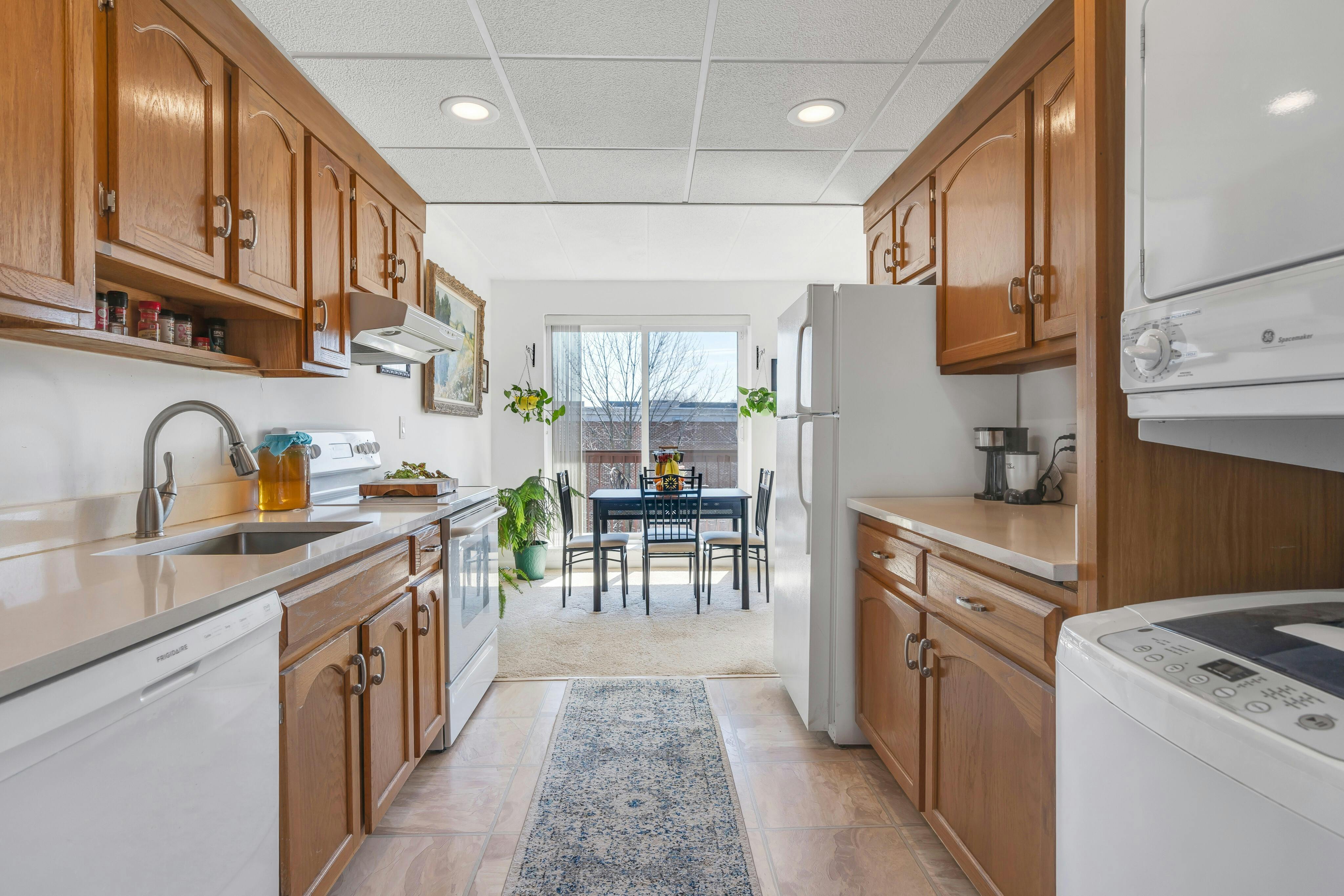 190 Morris Avenue, Unit 3B 