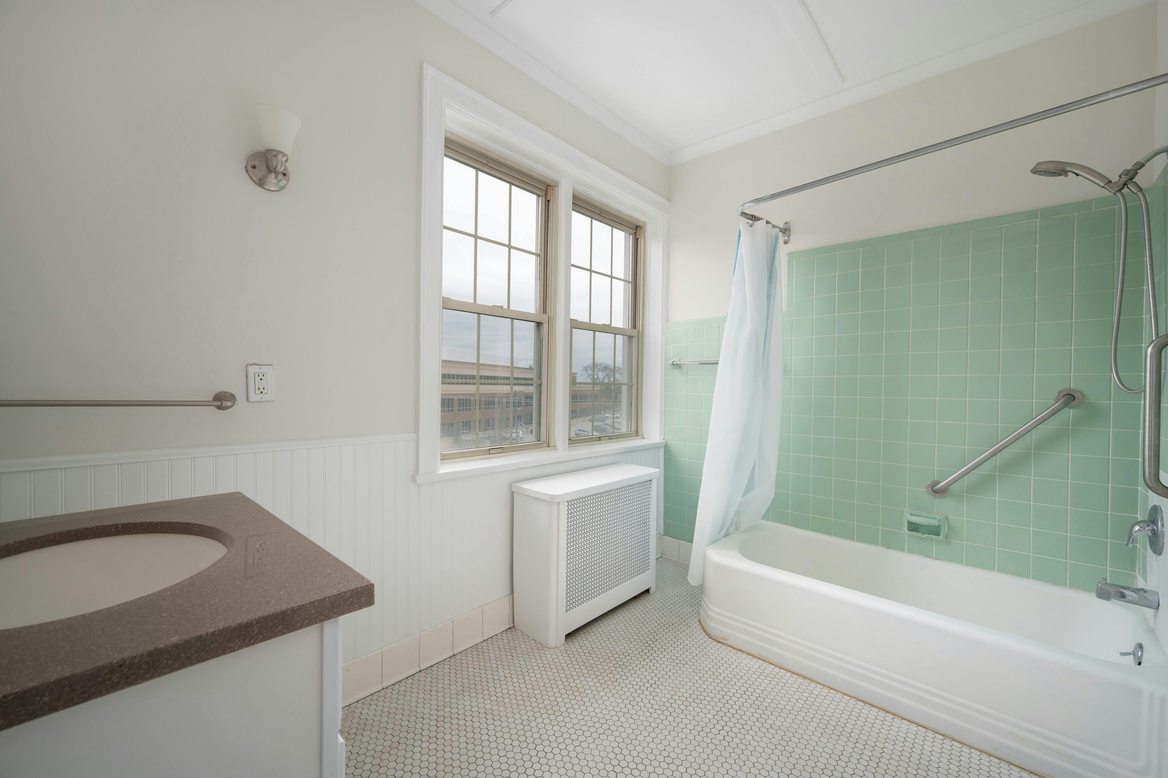 133 Summit Avenue, Unit 16 
