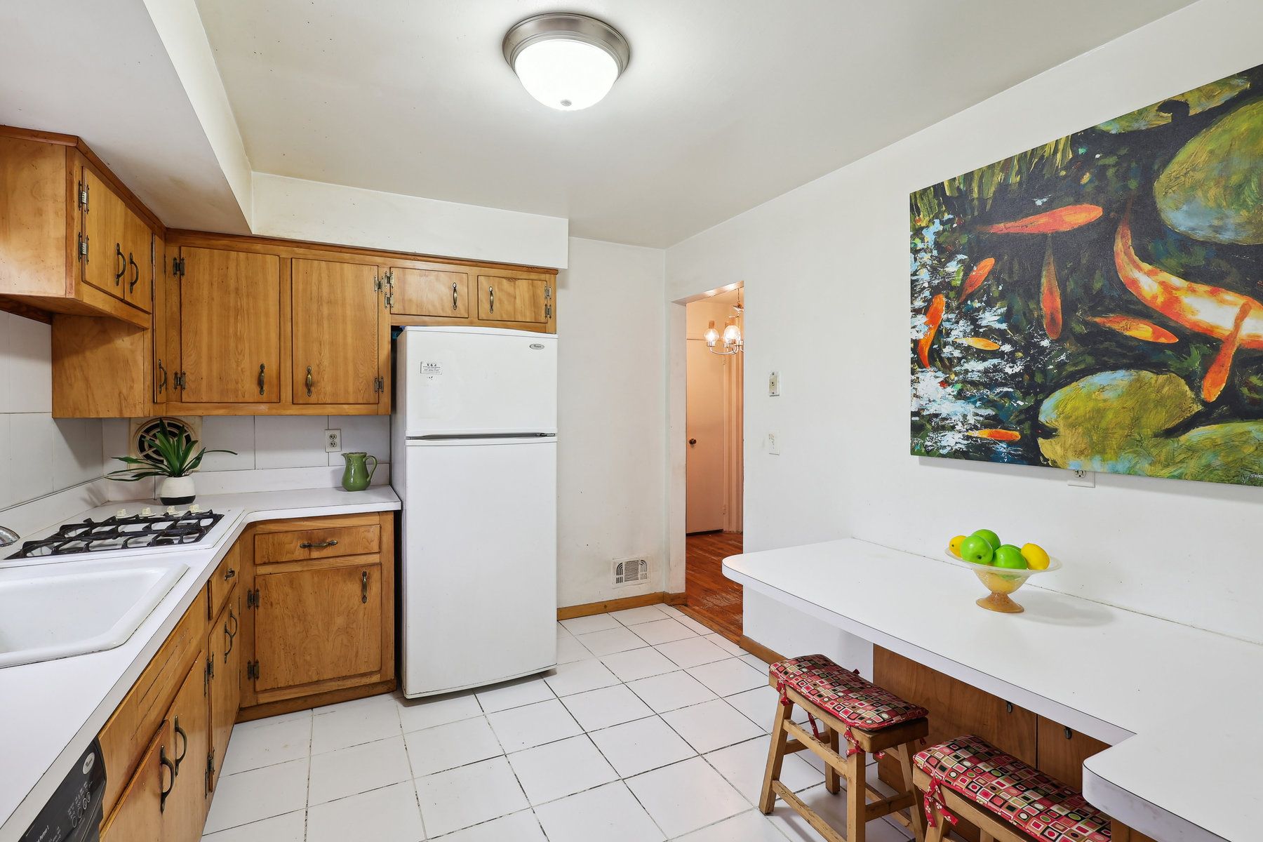 48 1st St 