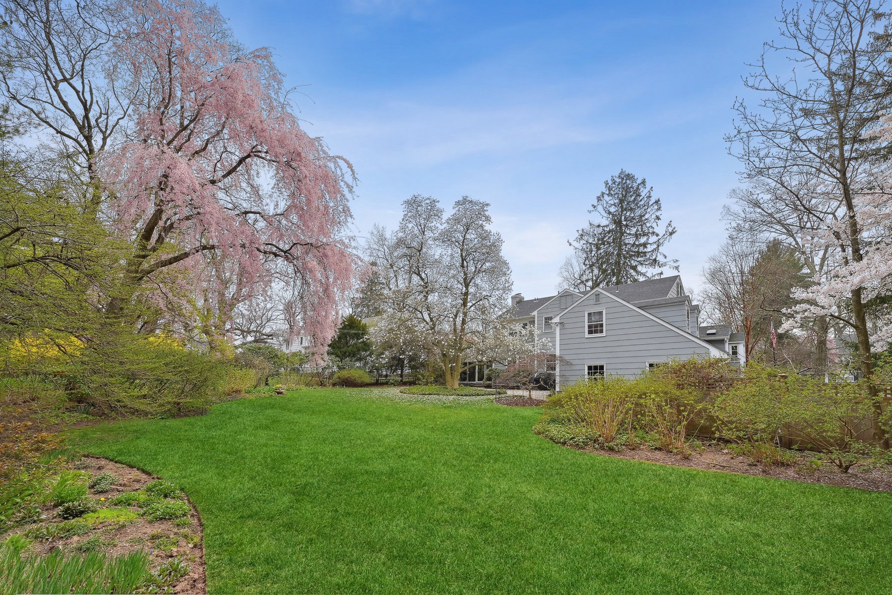 112 Llewellyn Rd 