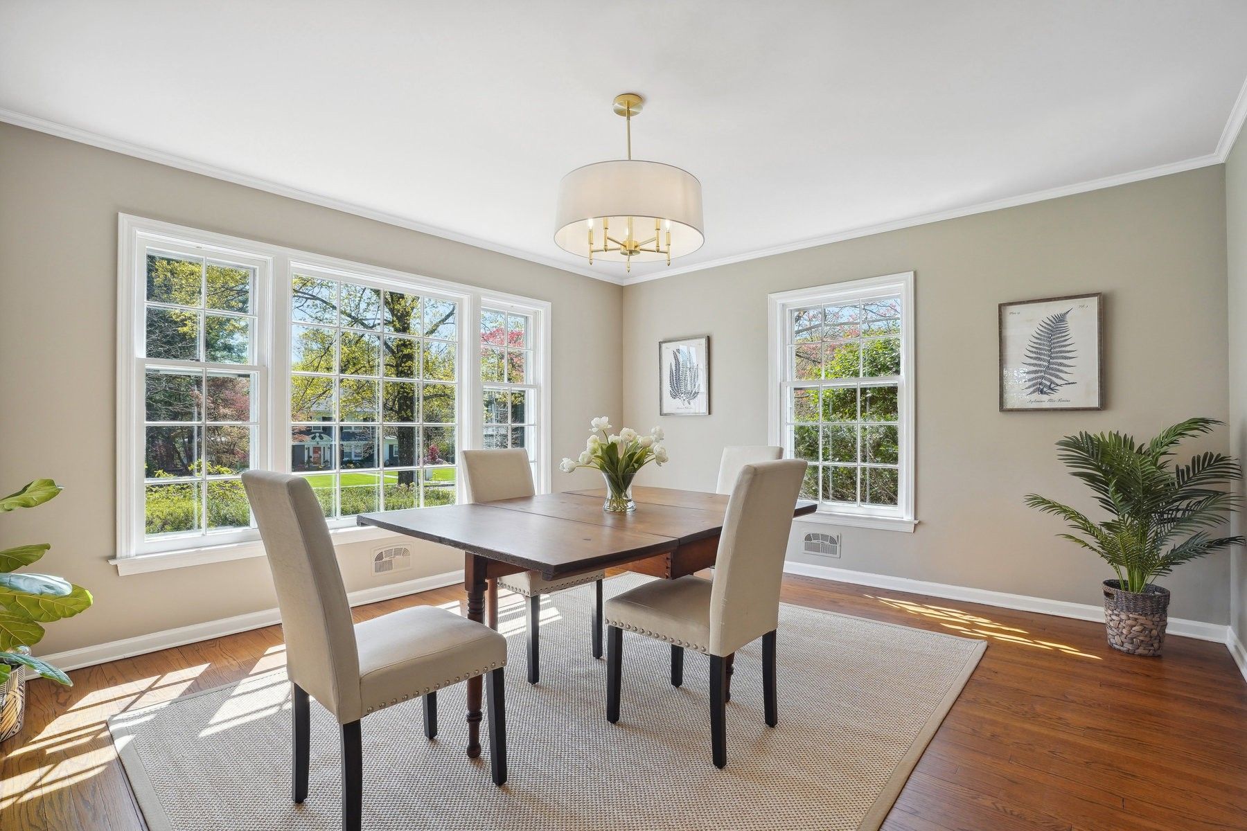 112 Llewellyn Rd 