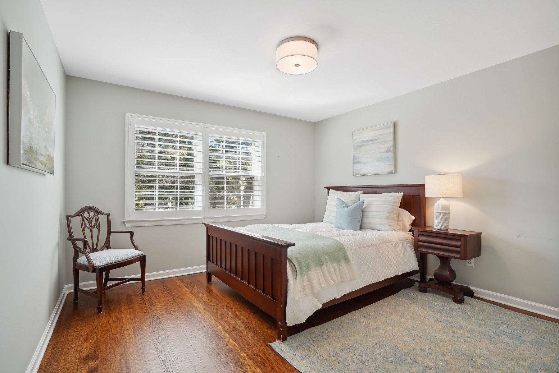 112 Llewellyn Rd 