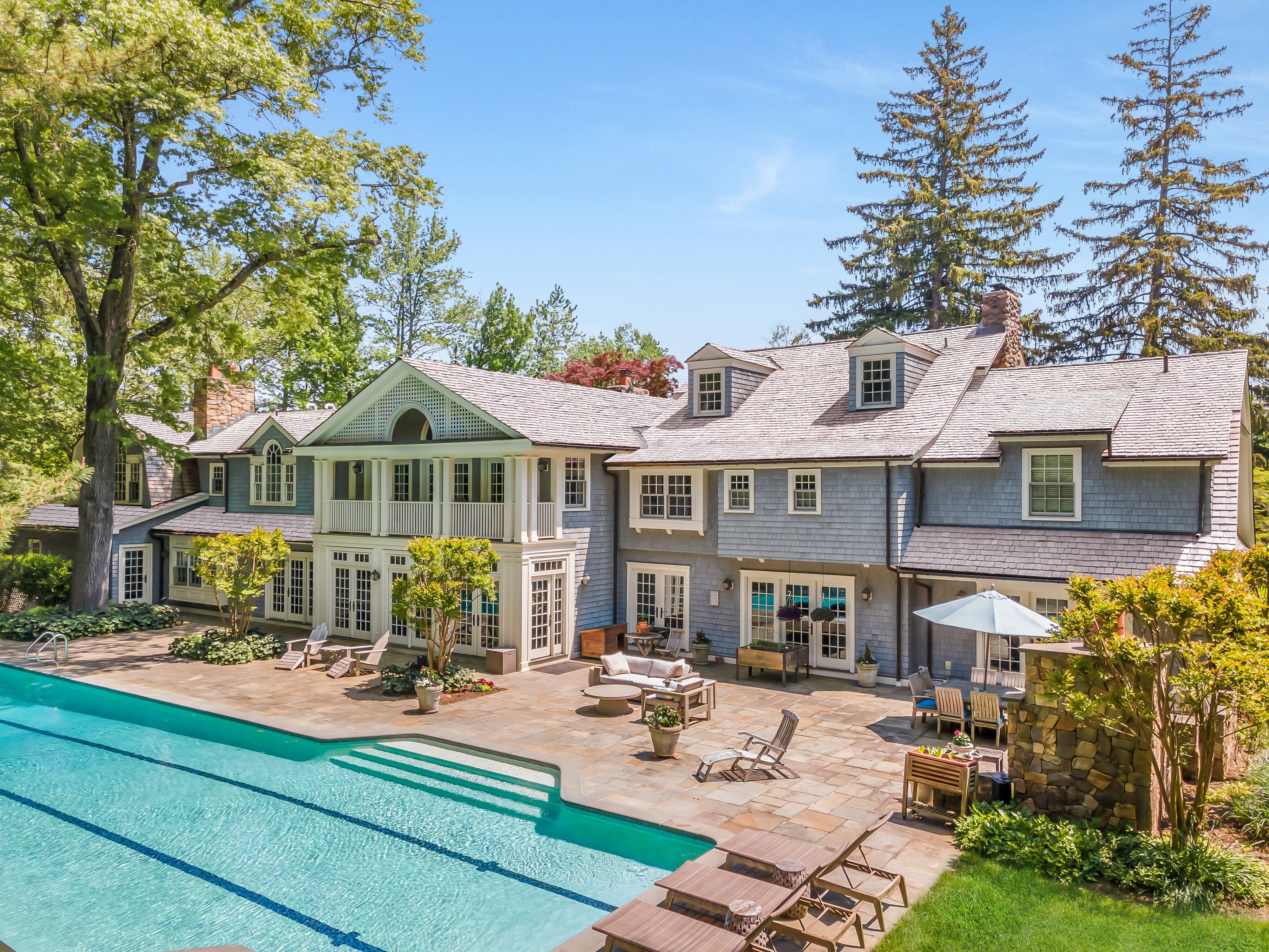 43 Jefferson Avenue 