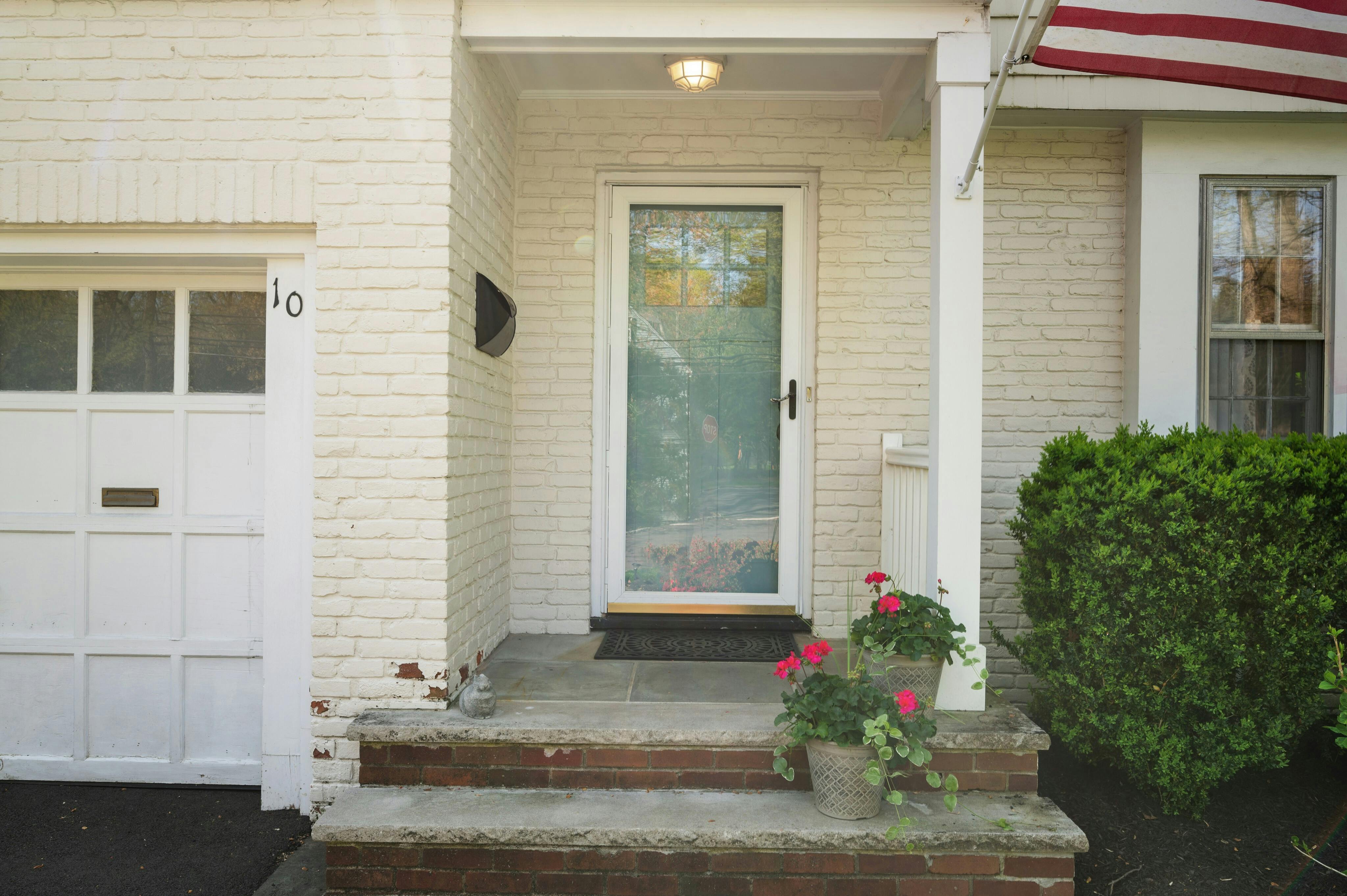 10 Overhill Road 