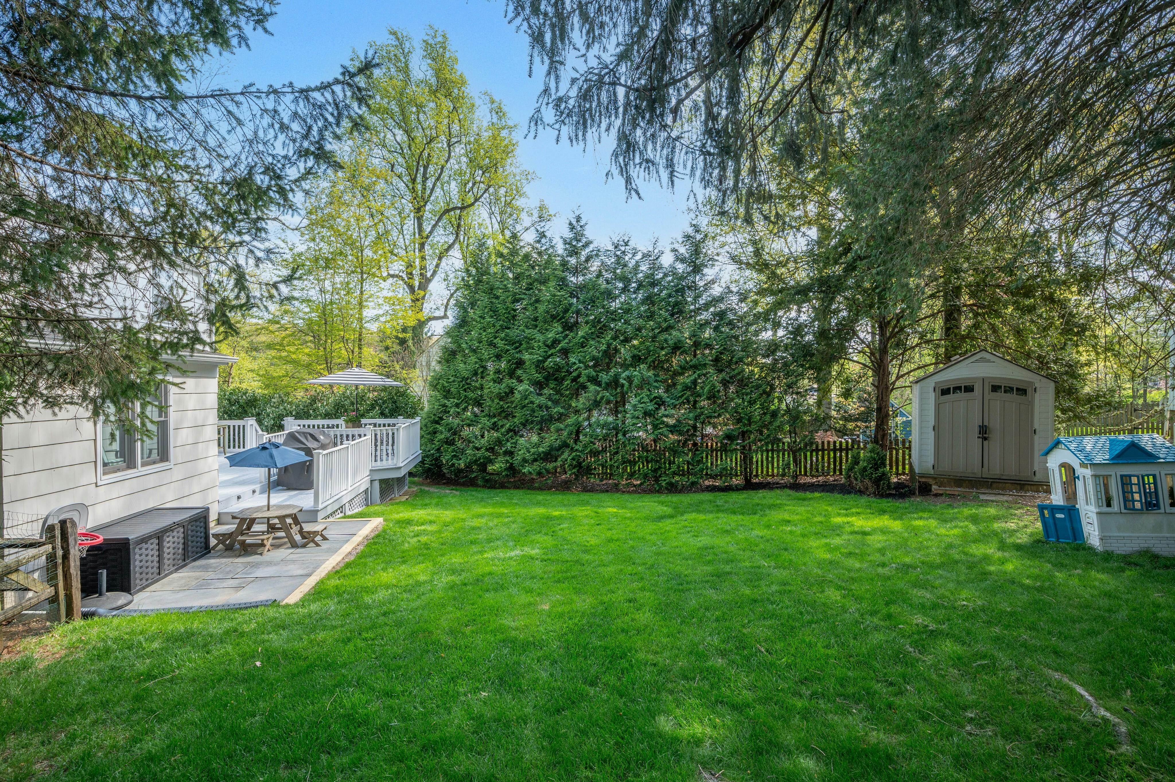 10 Overhill Road 
