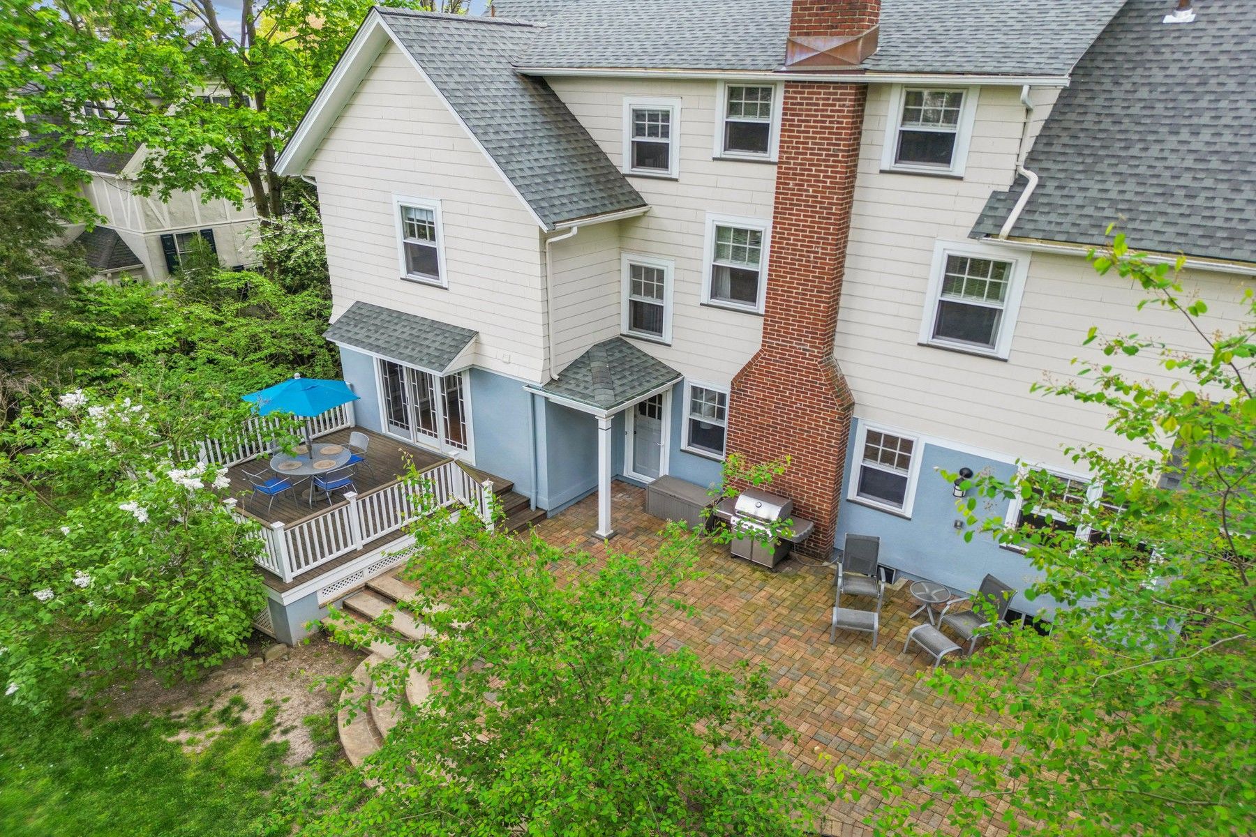 105 Clarewill Ave 