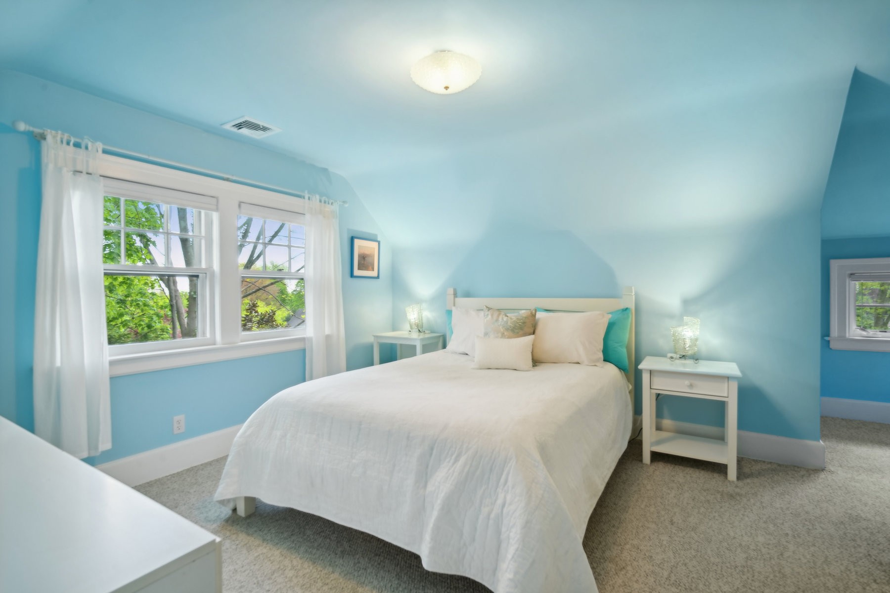 105 Clarewill Ave 
