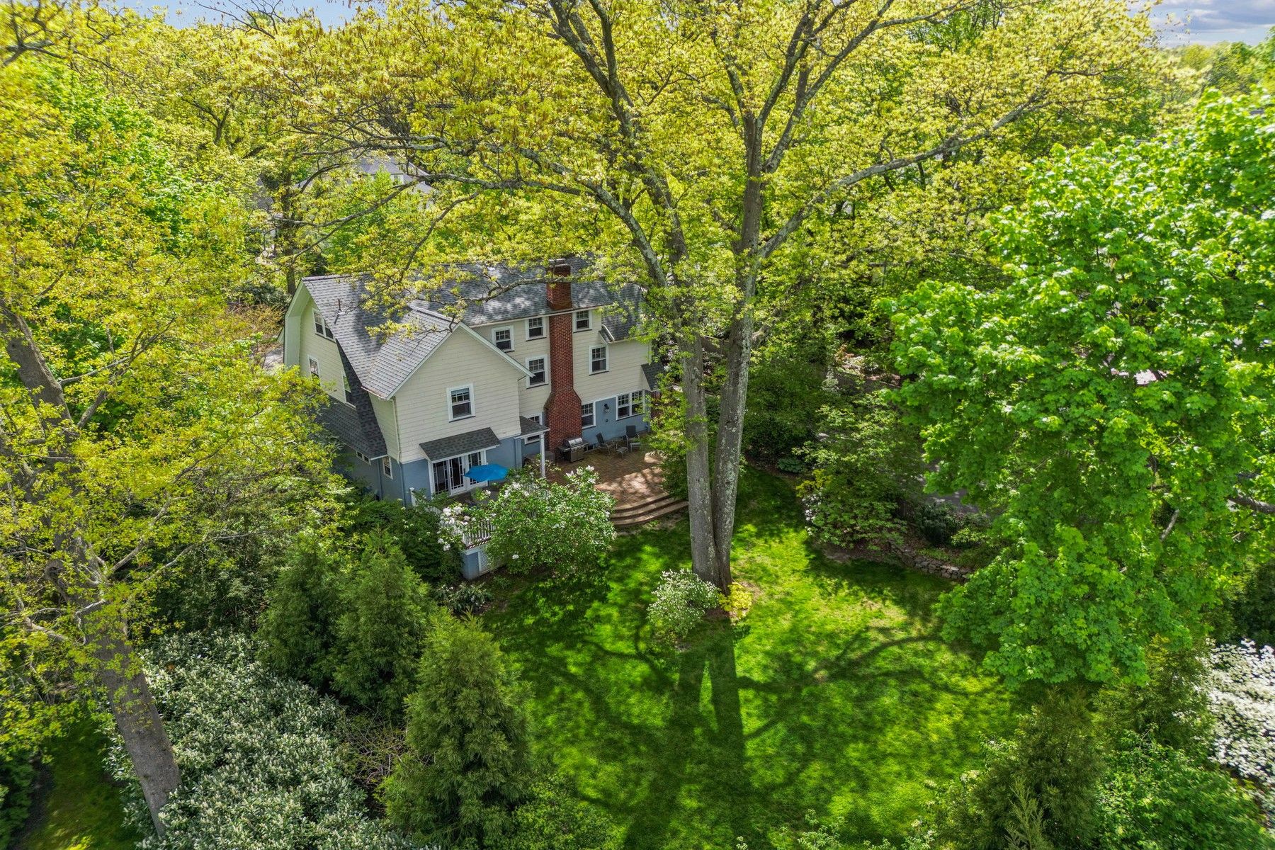 105 Clarewill Ave 