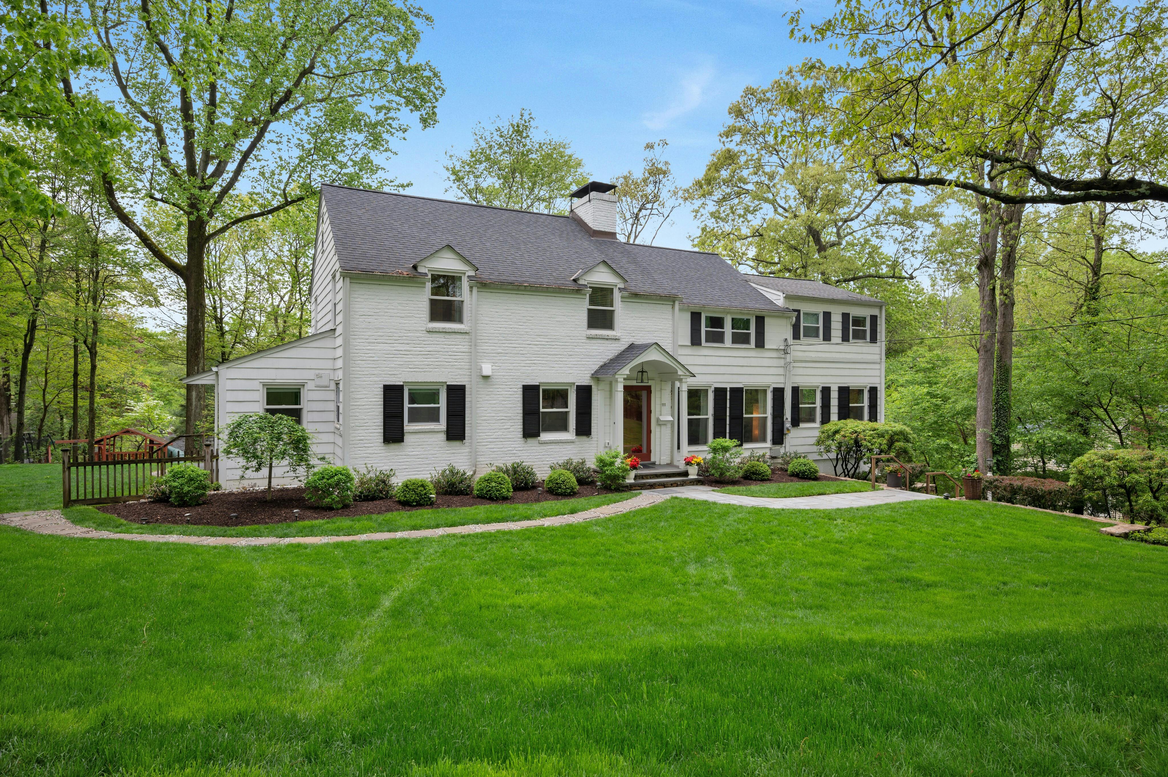 111 Countryside Drive 