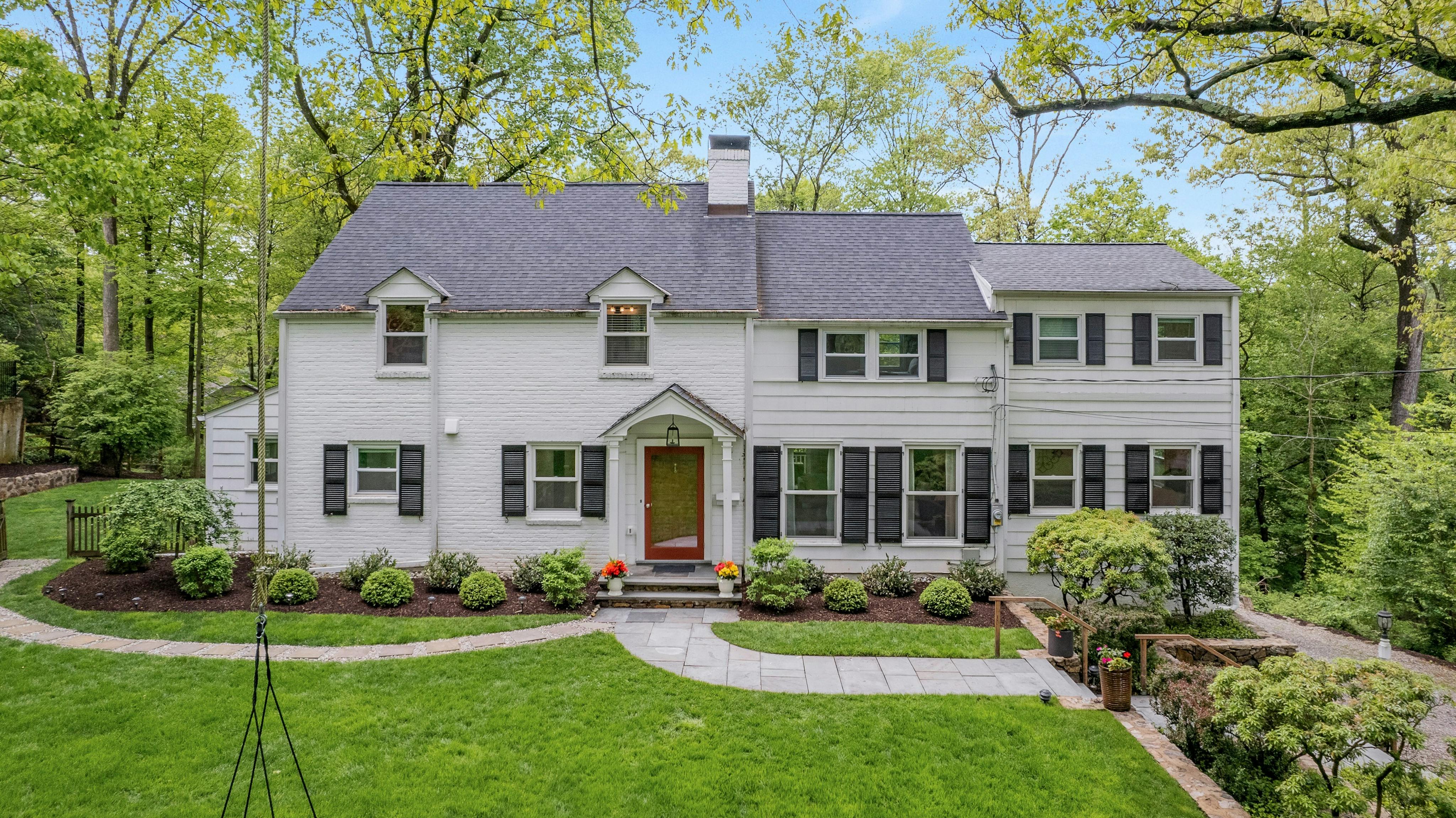111 Countryside Drive 