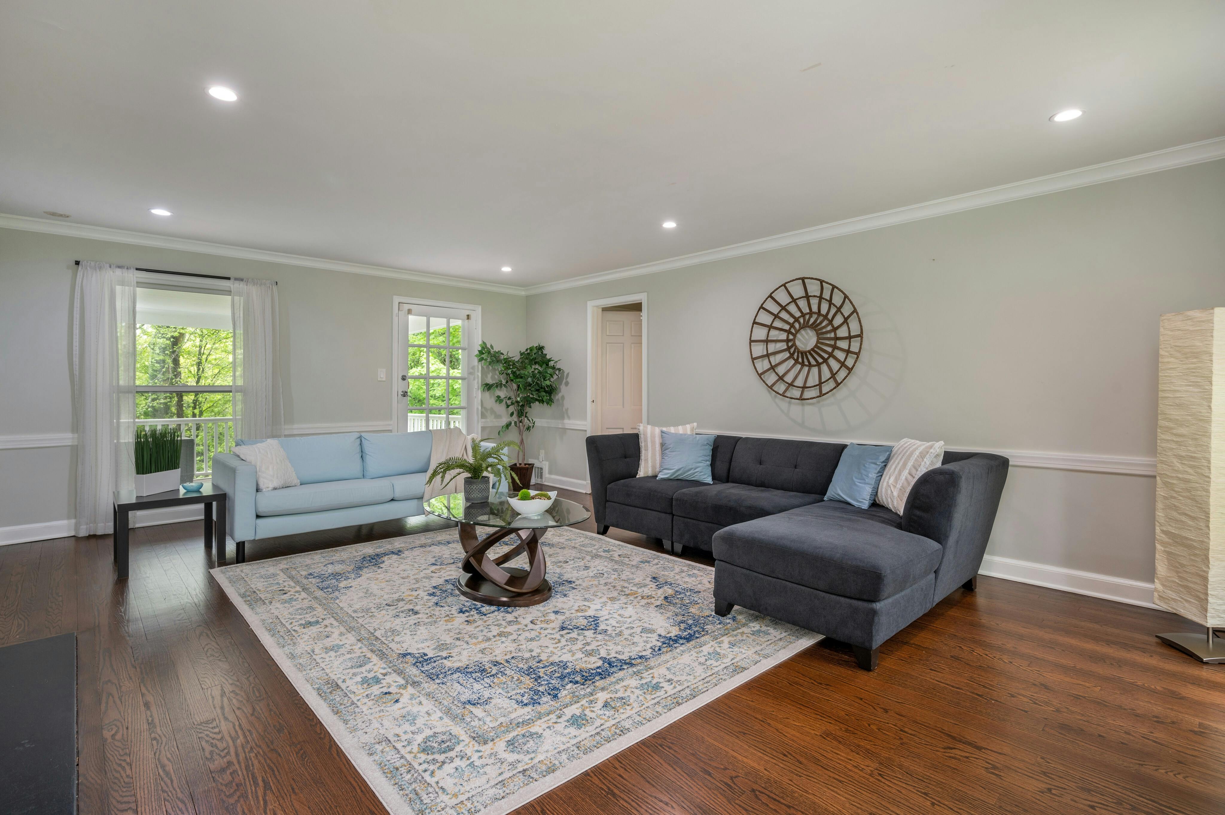 111 Countryside Drive 