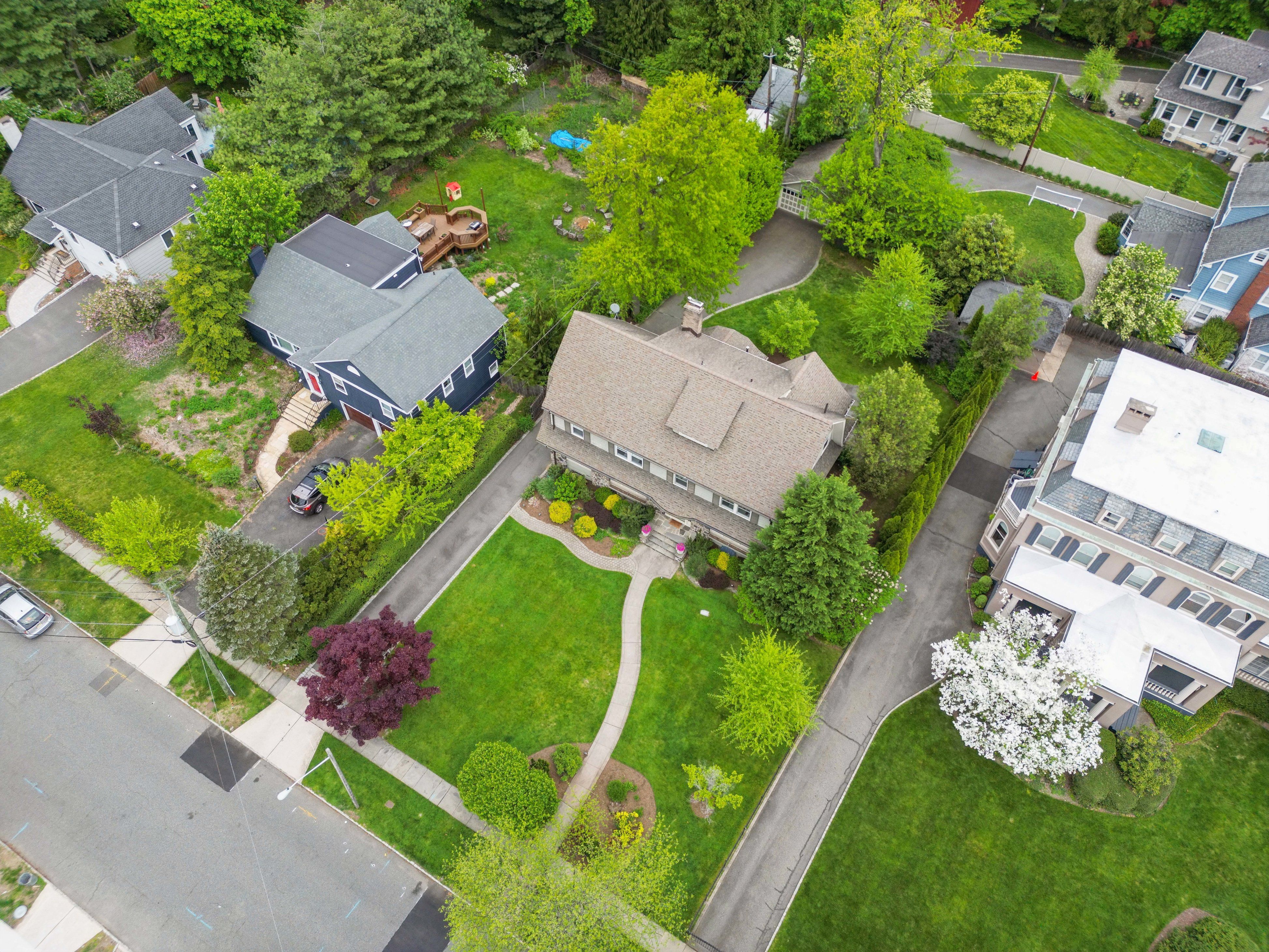 187 Gates Ave 