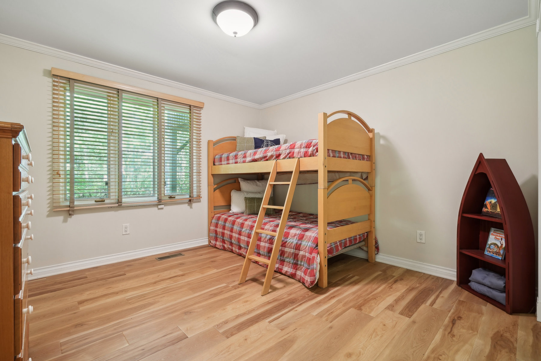 23 Glenside Dr 