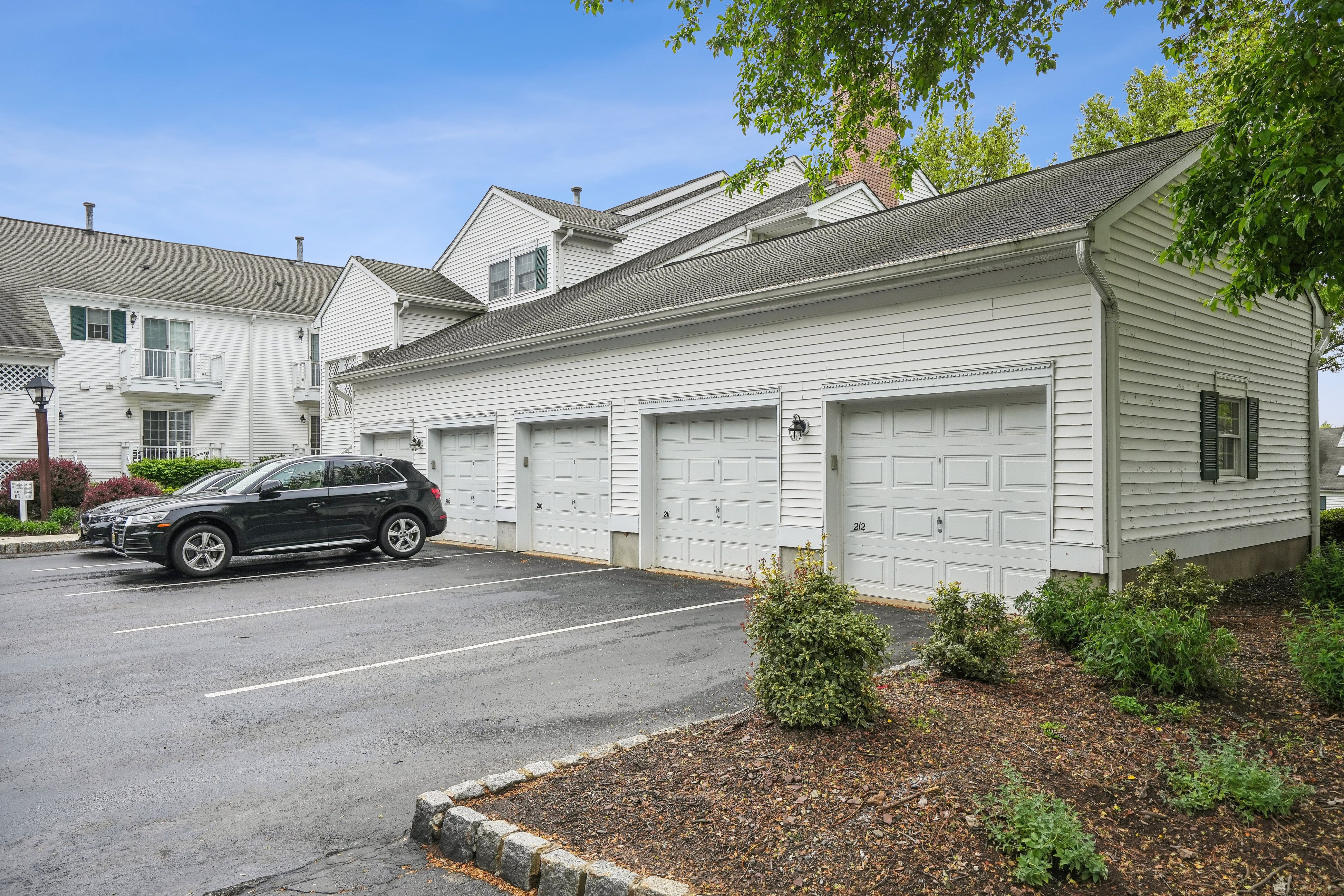 212 Alexandria Way 
