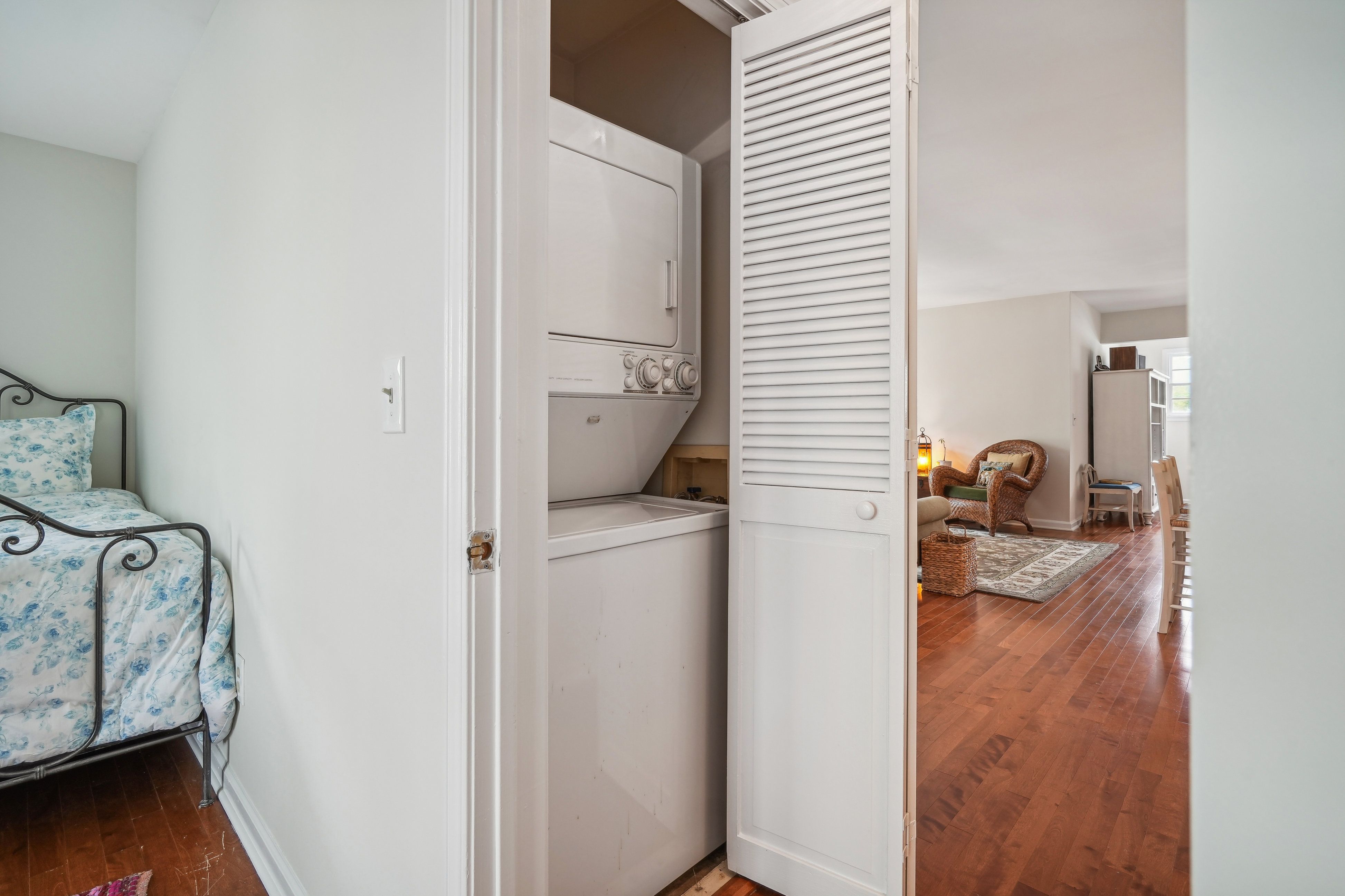 212 Alexandria Way 