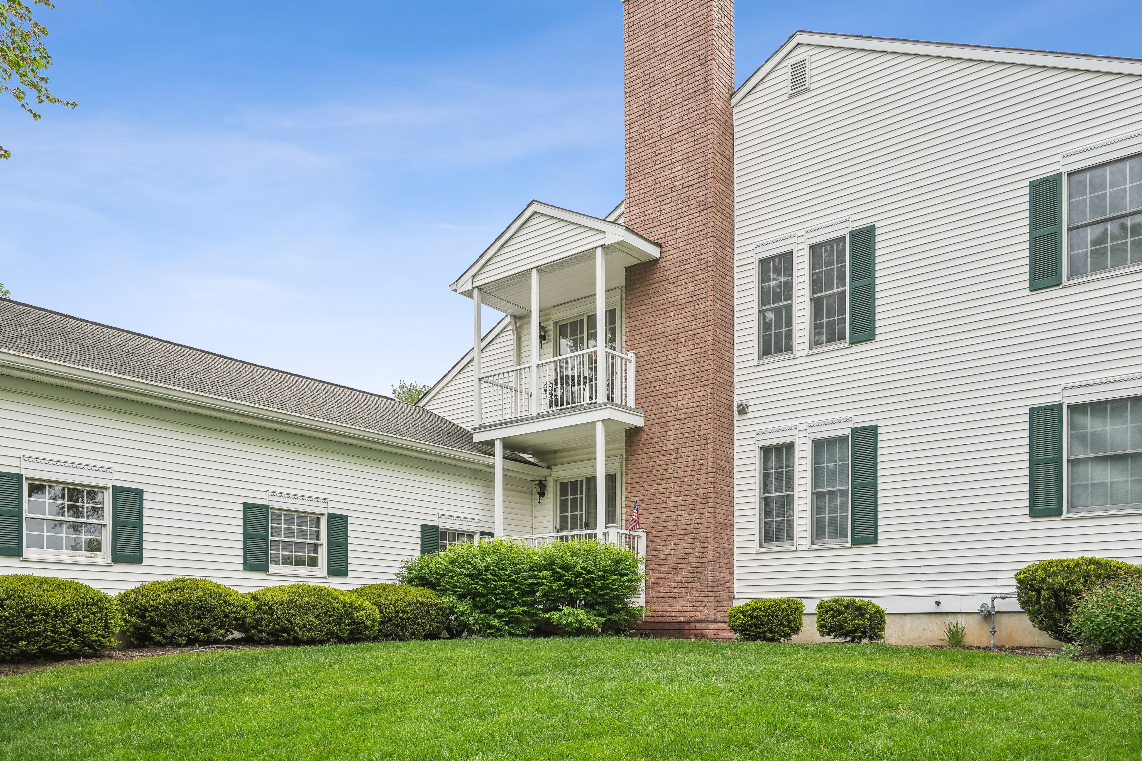 212 Alexandria Way 