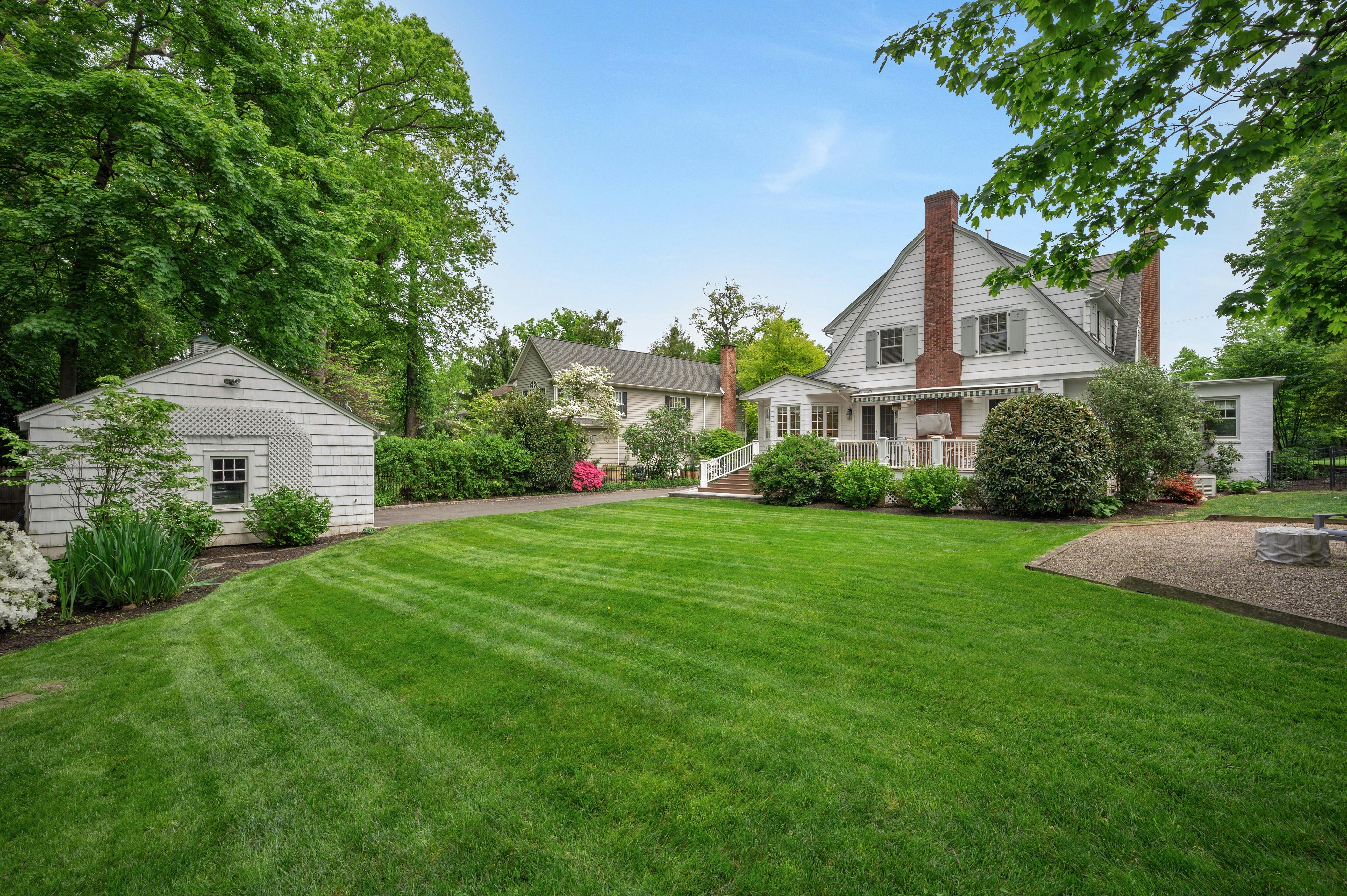 160 Beechwood Road 