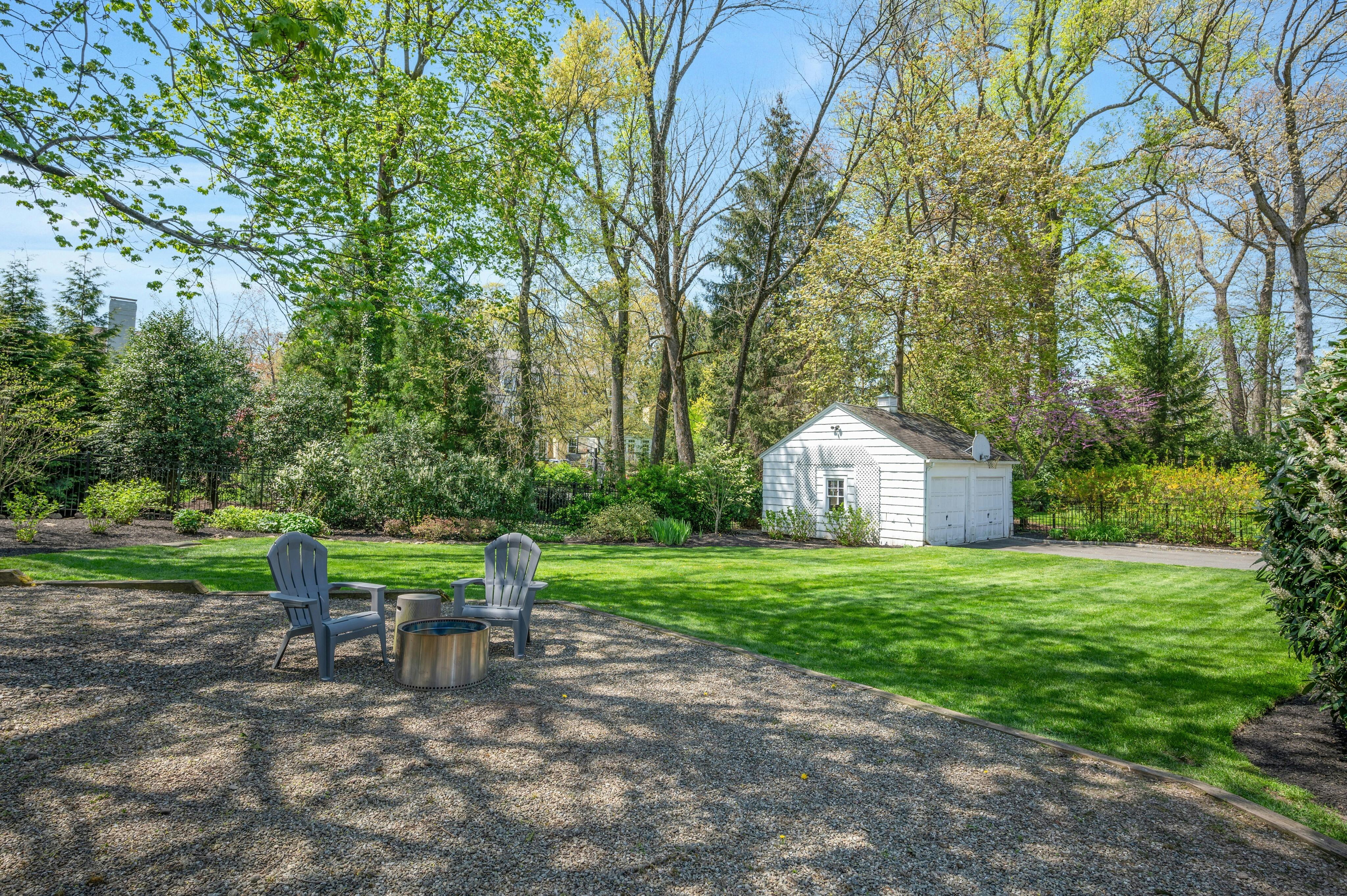 160 Beechwood Road 
