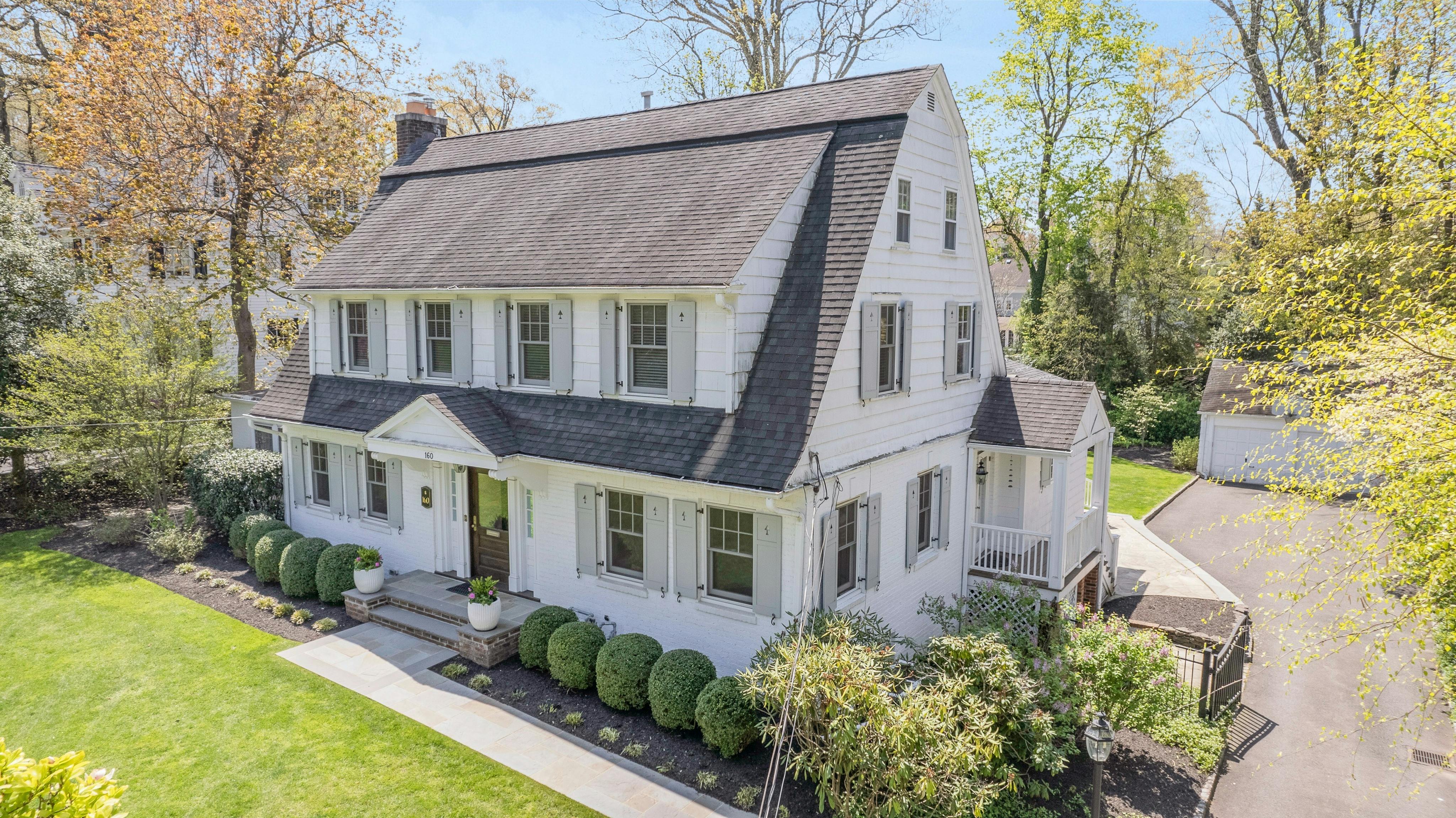 160 Beechwood Road 