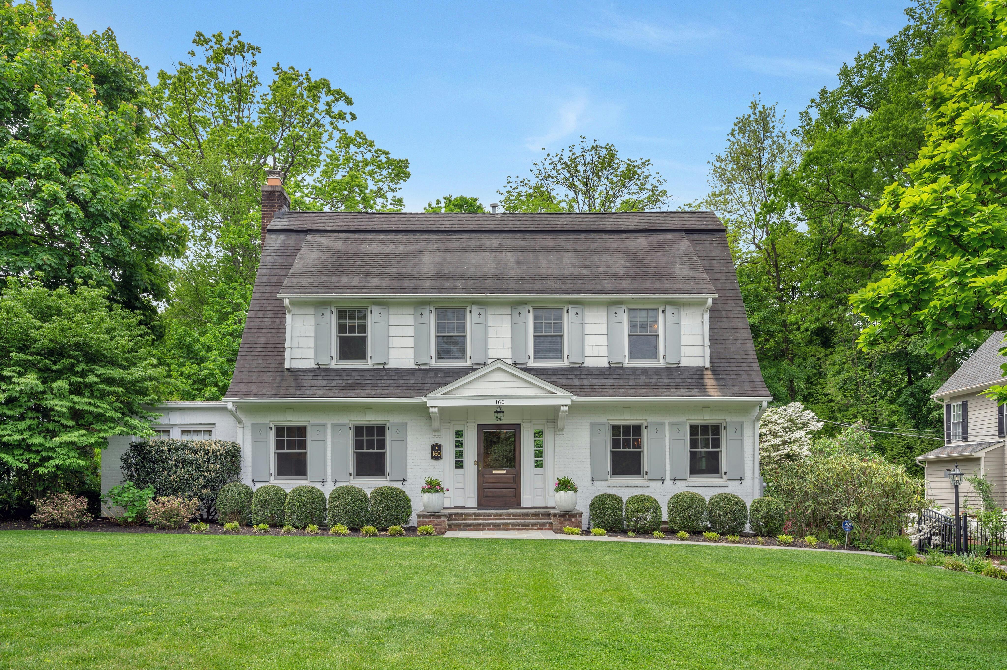 160 Beechwood Road 