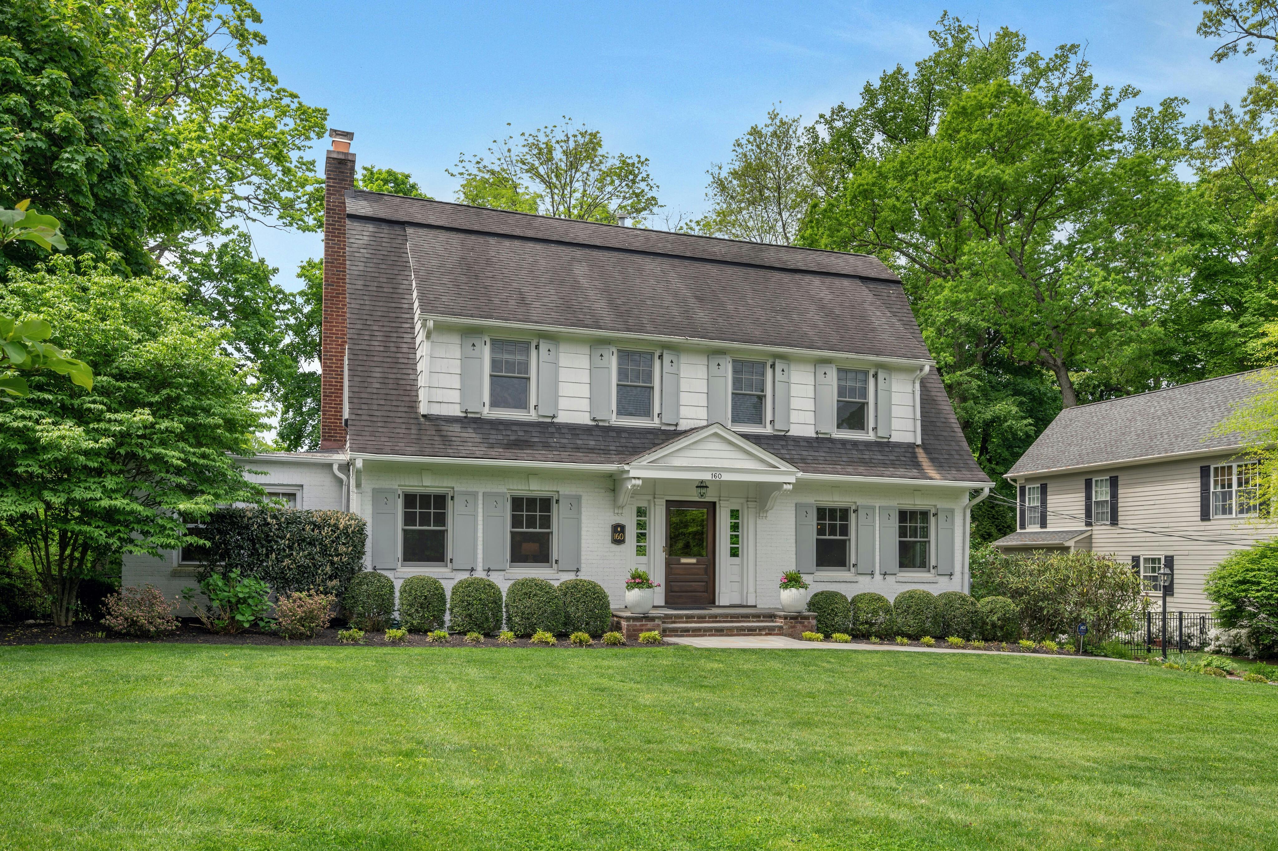 160 Beechwood Road 