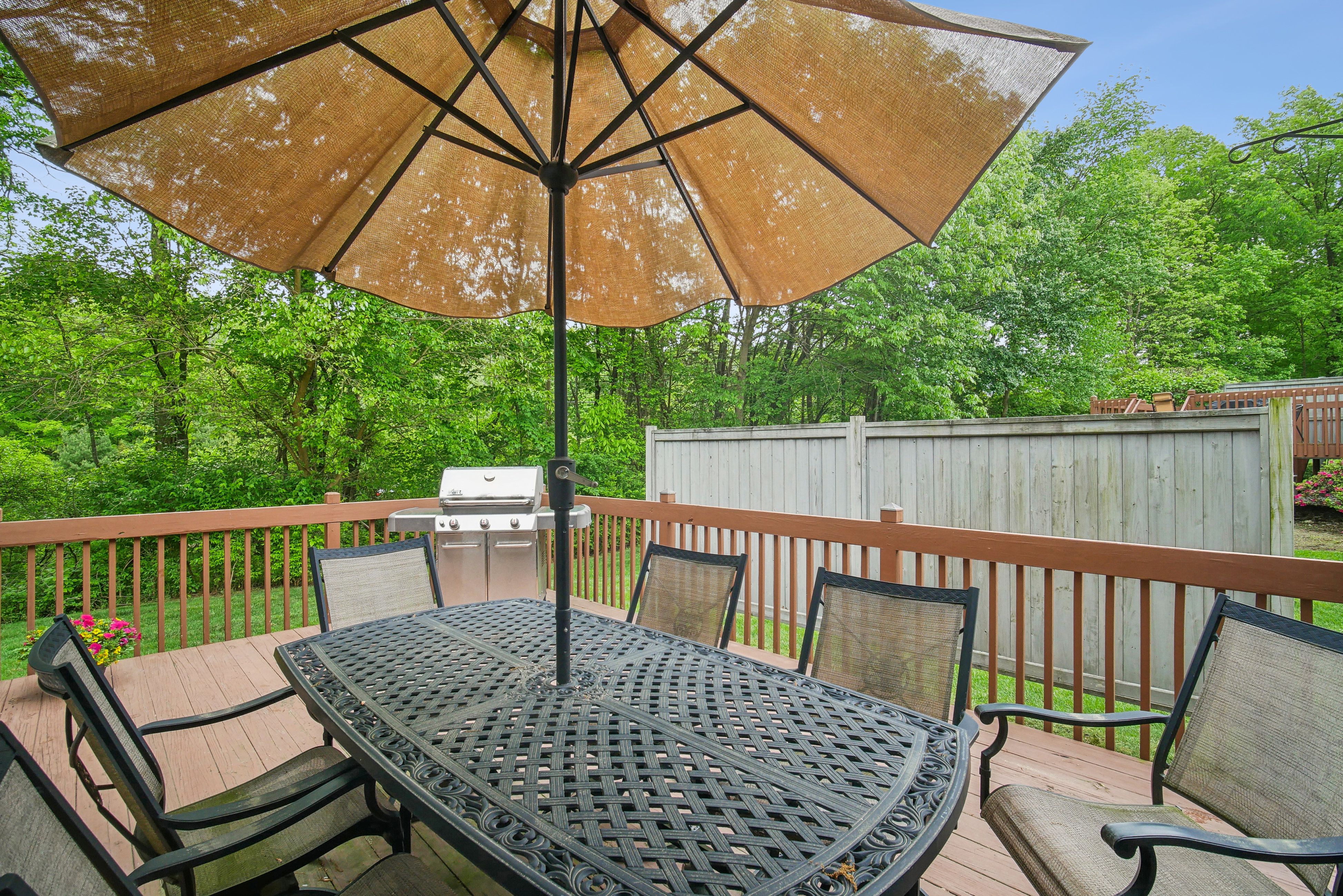 24 Stonegate Dr 