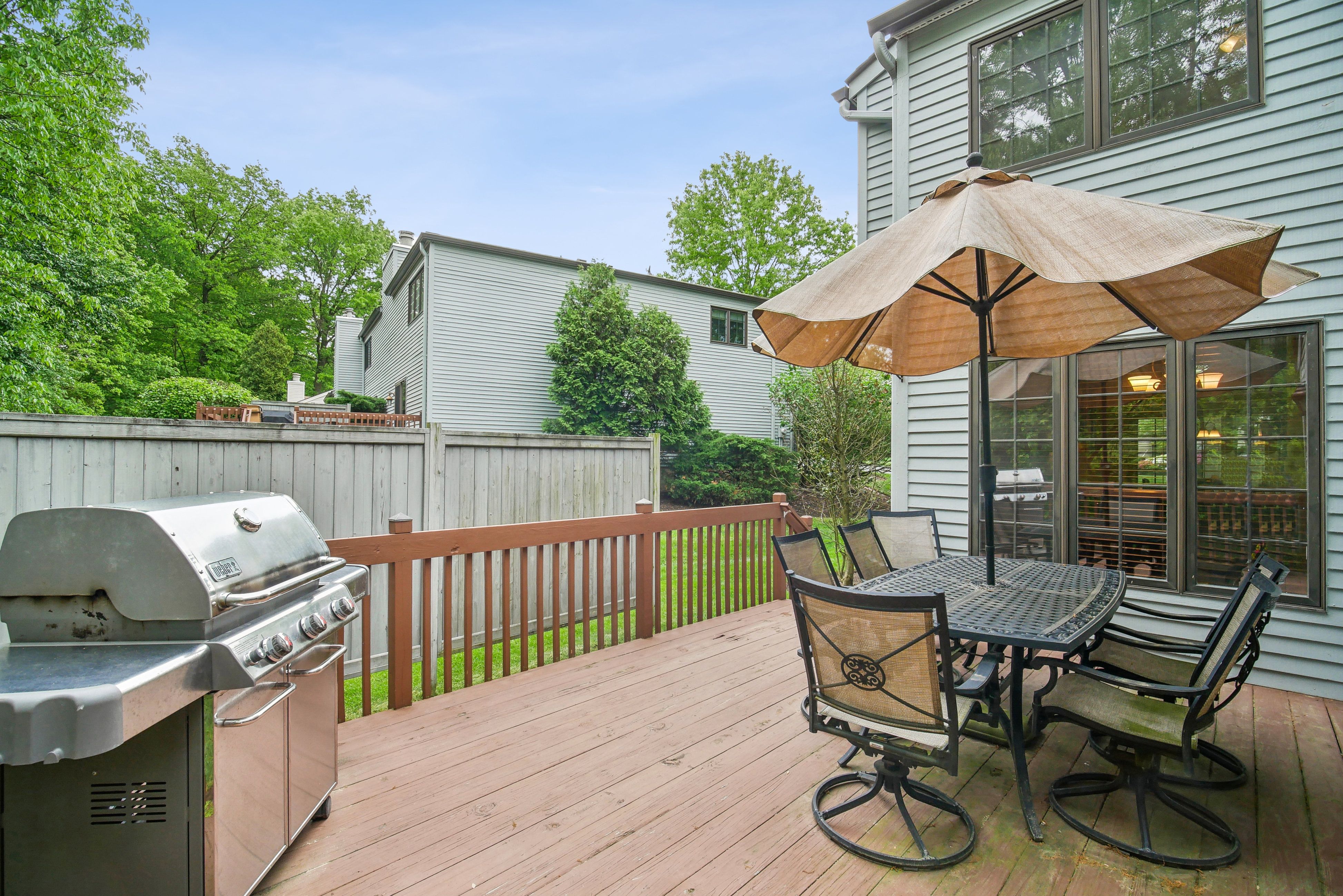 24 Stonegate Dr 