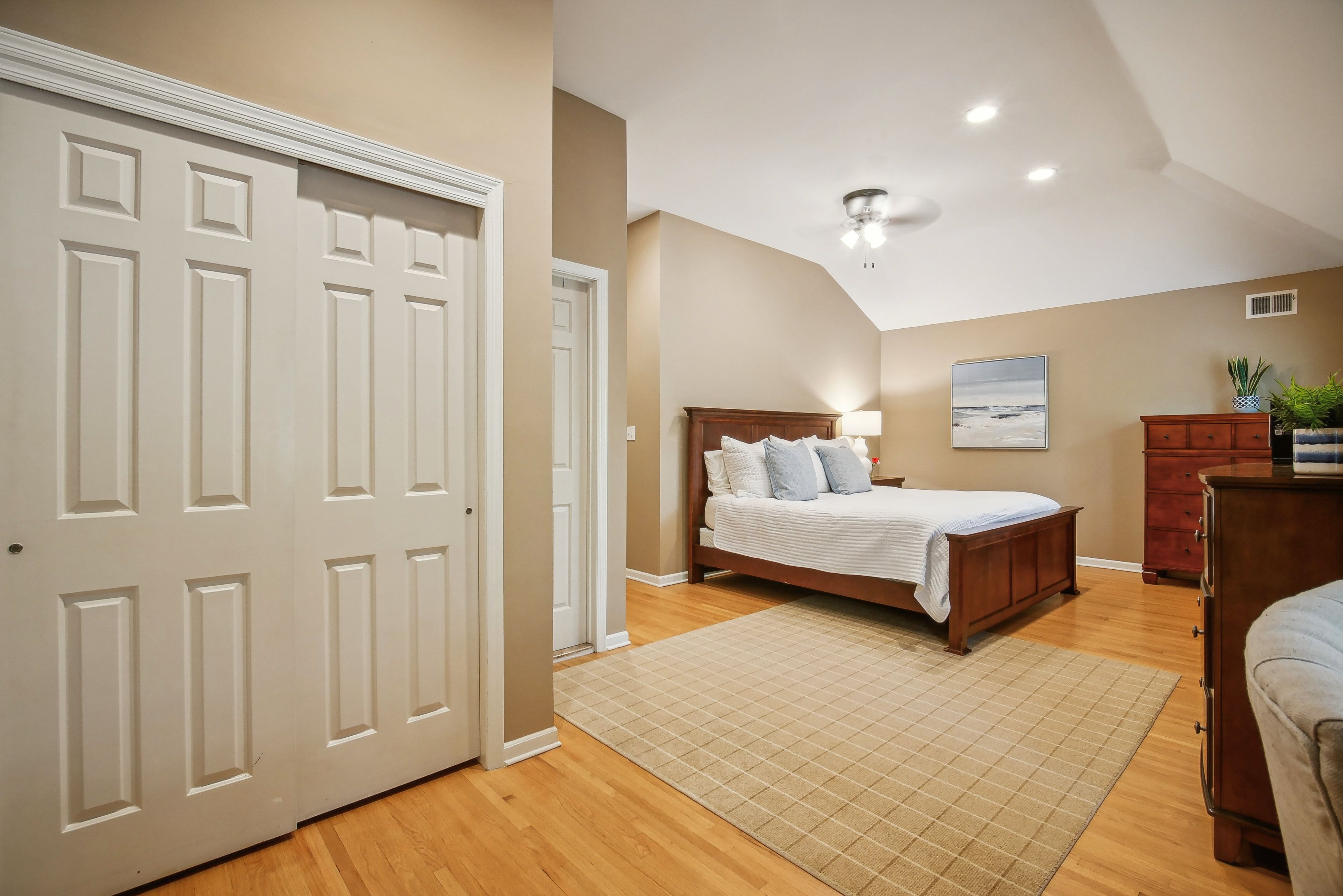 24 Stonegate Dr 