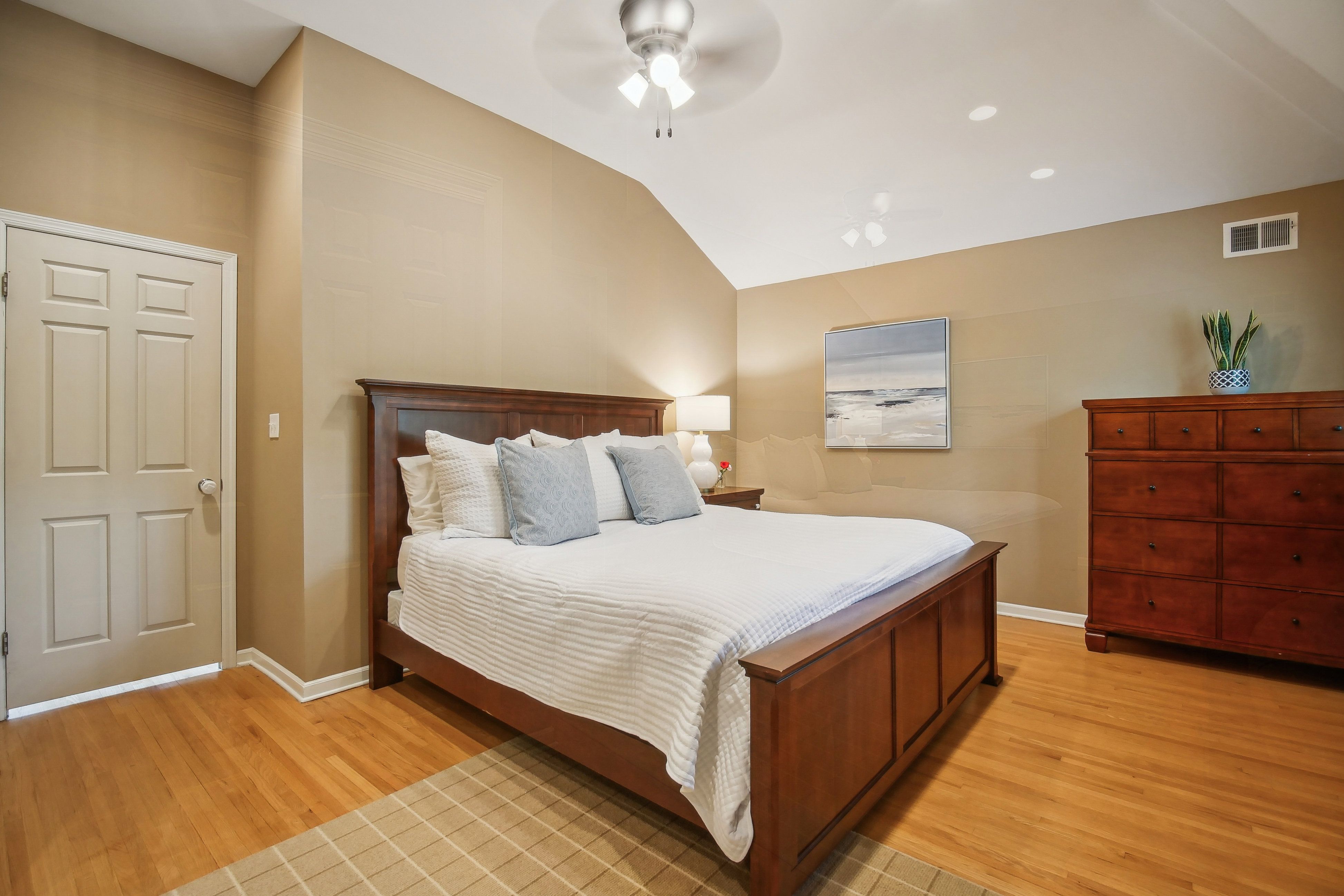 24 Stonegate Dr 