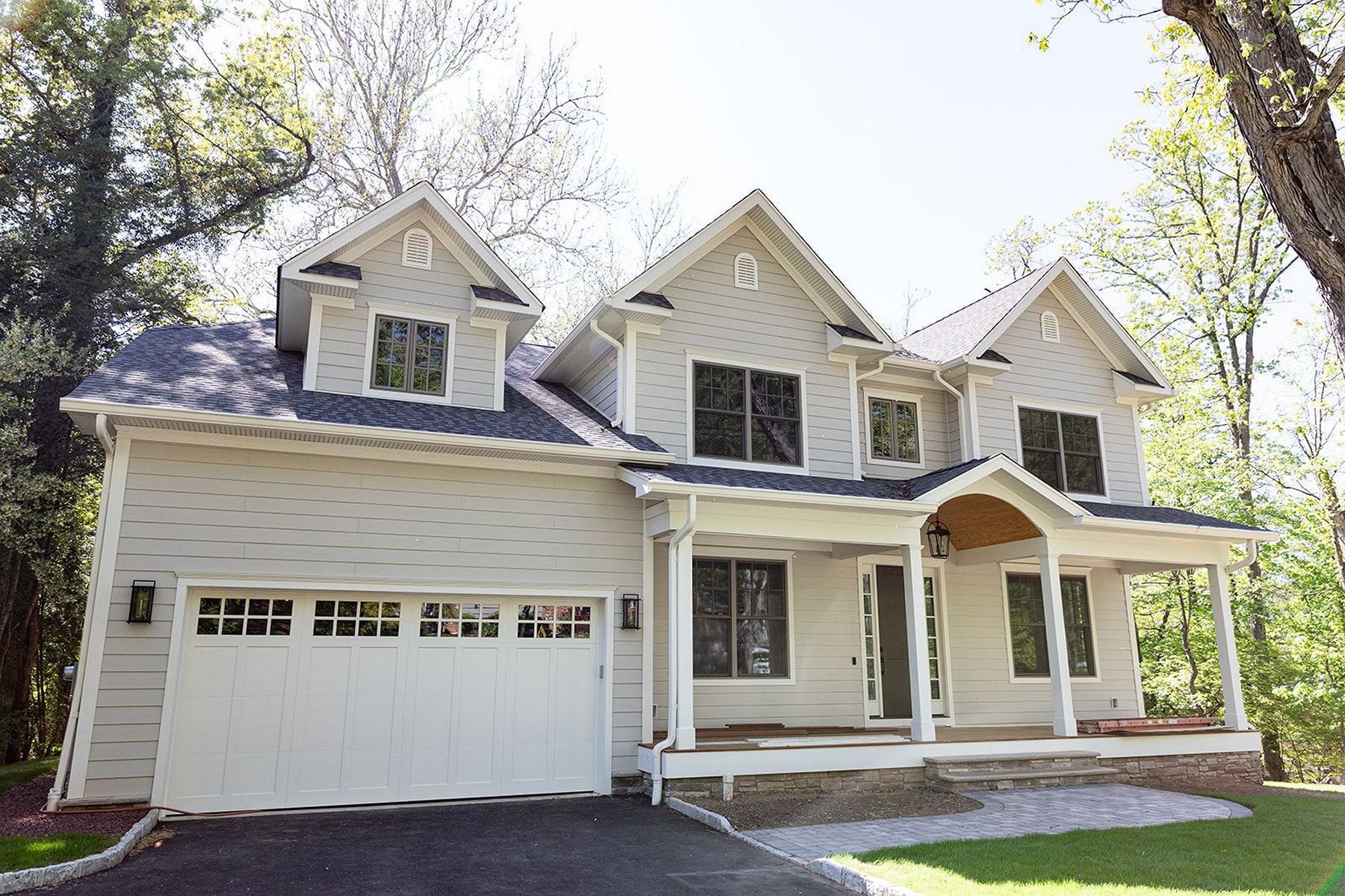 303 Maple Street 