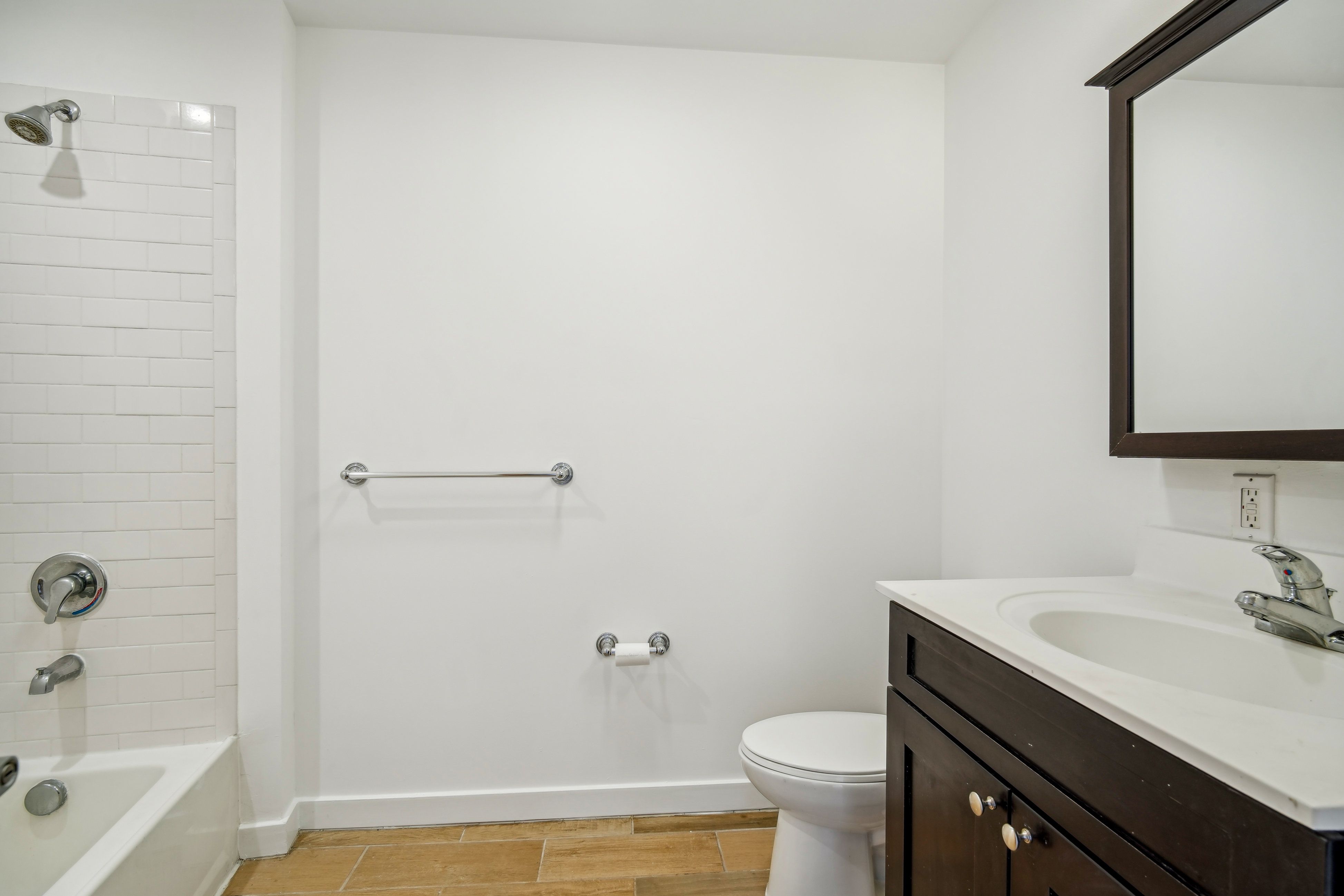475 S Jefferson St Unit# 101