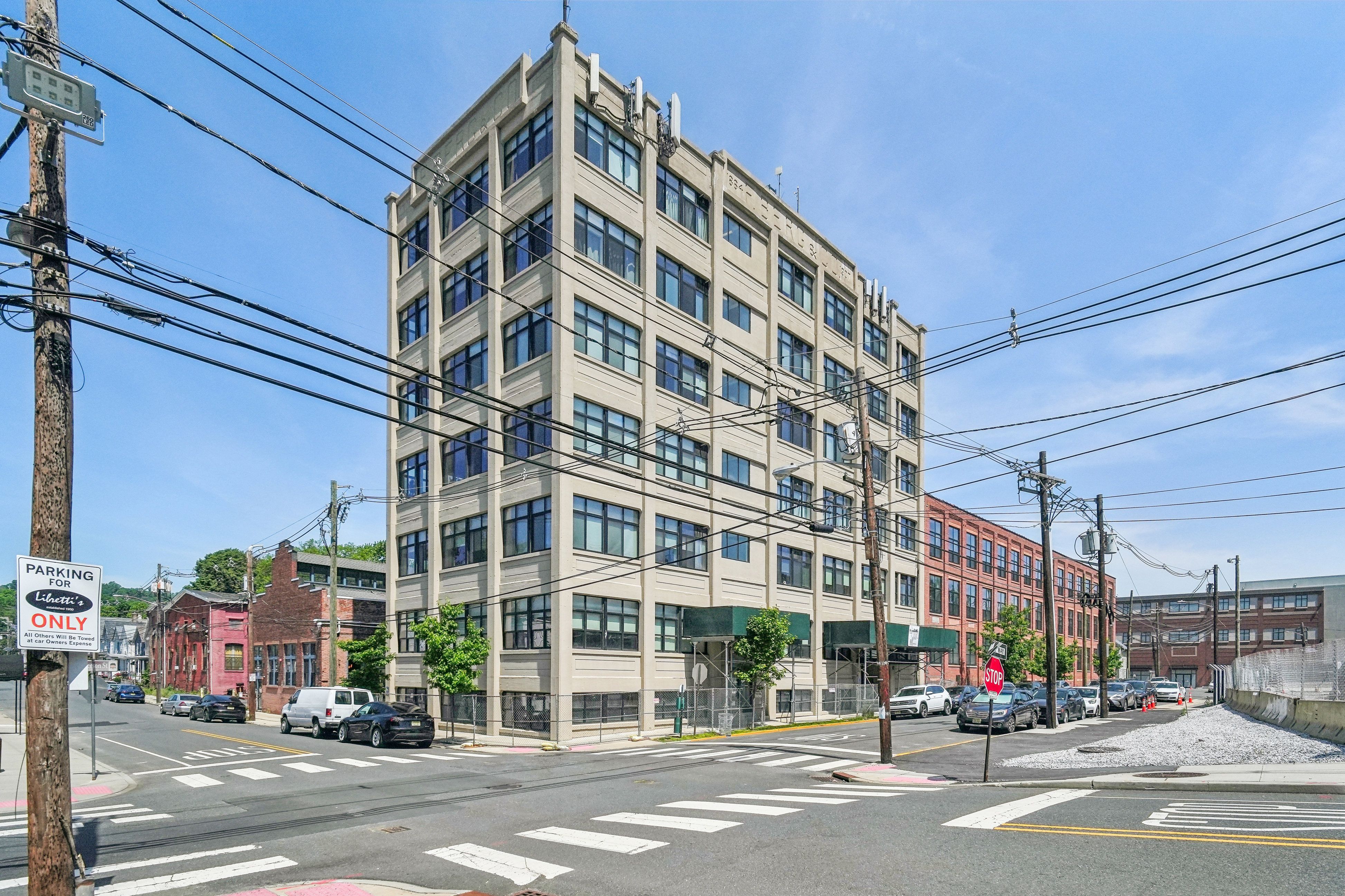 475 S Jefferson St Unit# 101