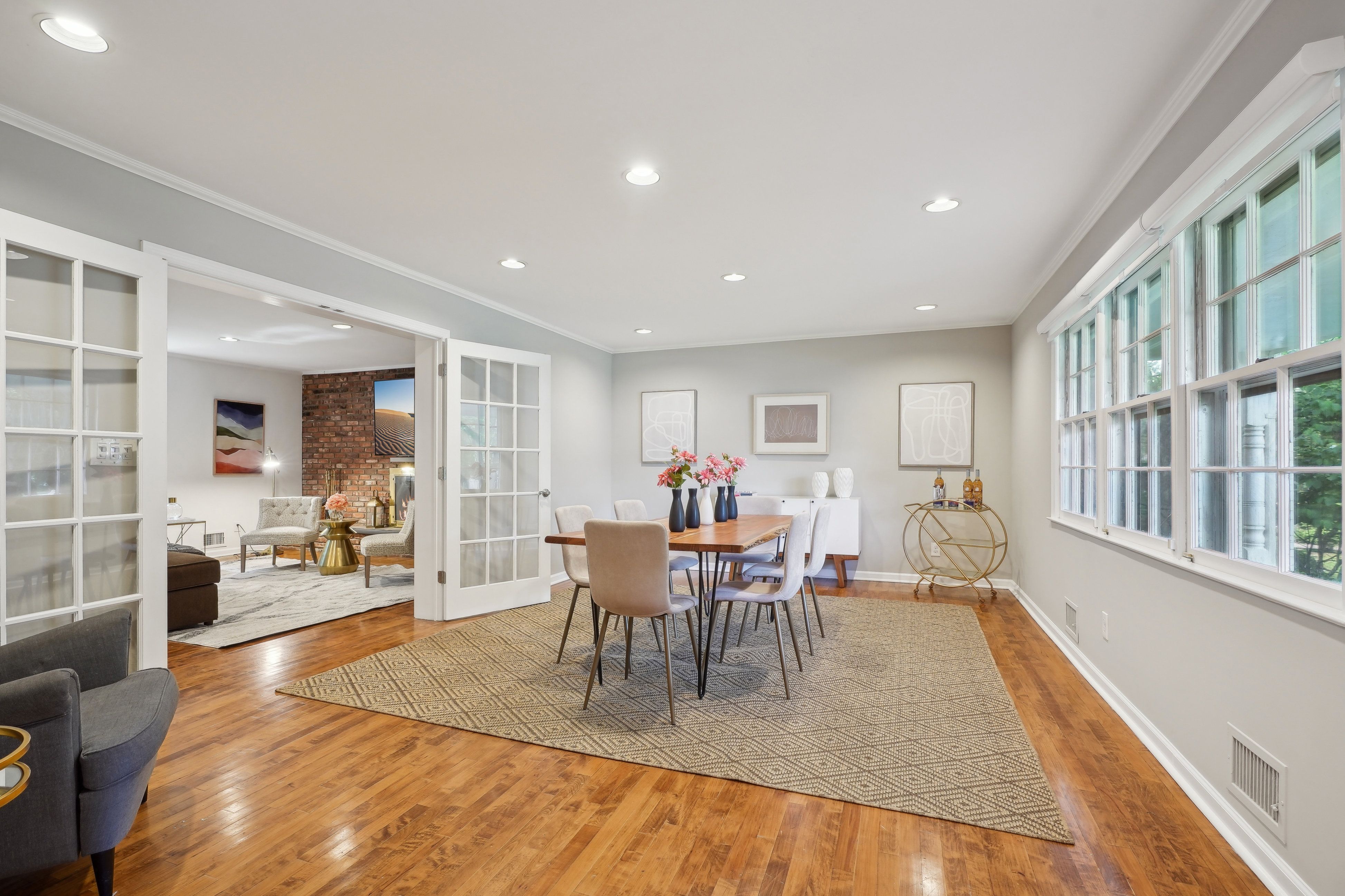 4 Troy Drive 