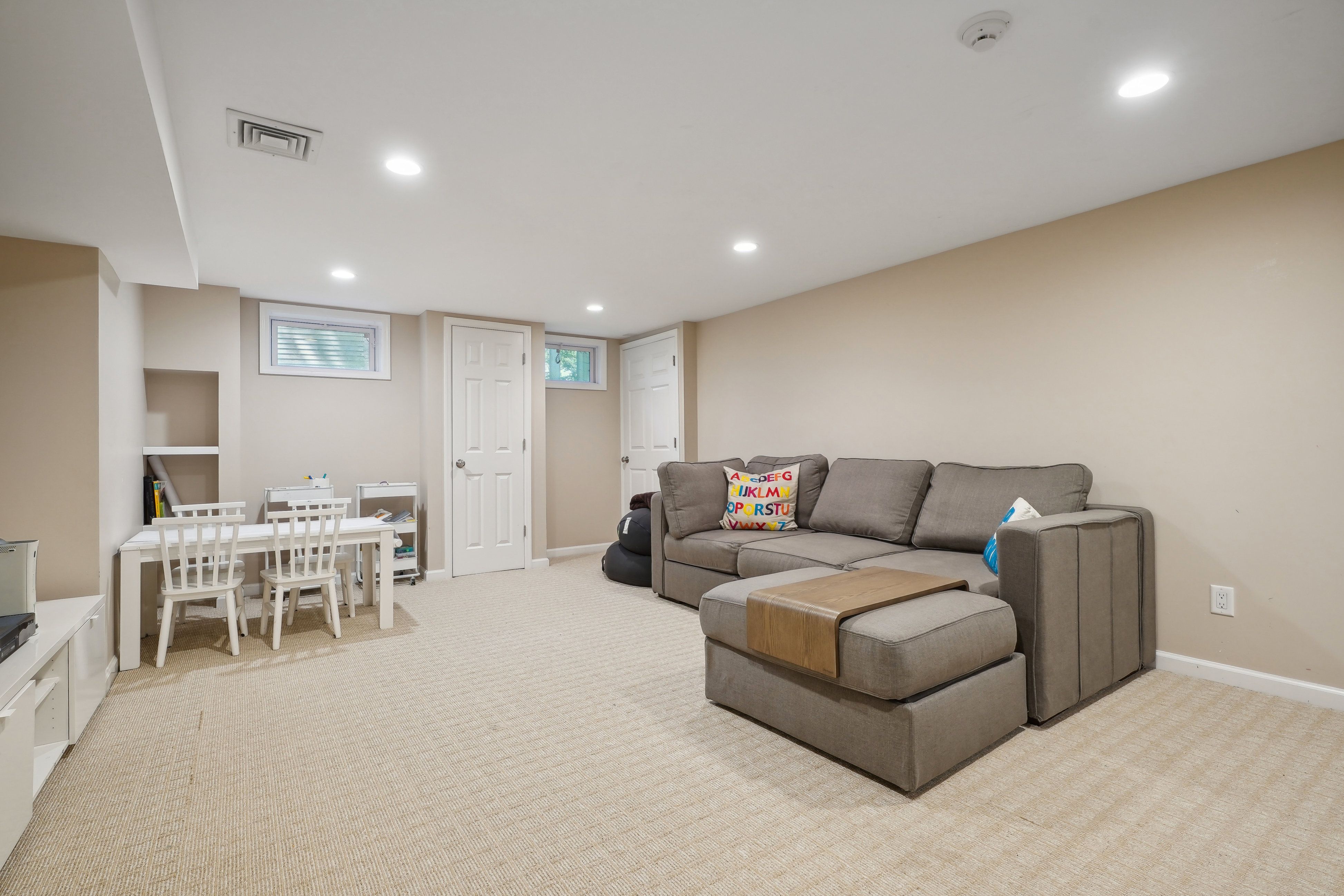 4 Troy Drive 