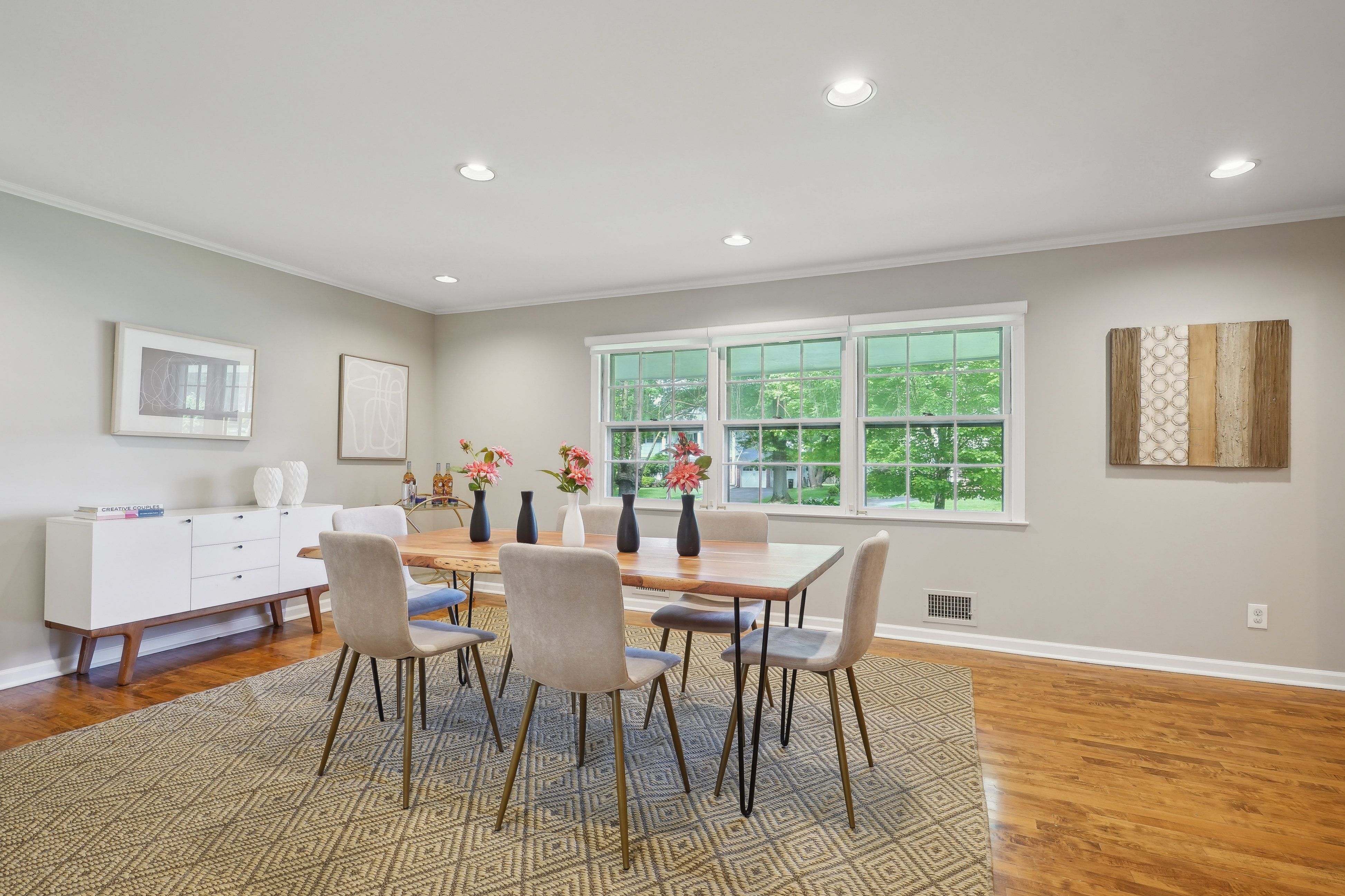 4 Troy Drive 