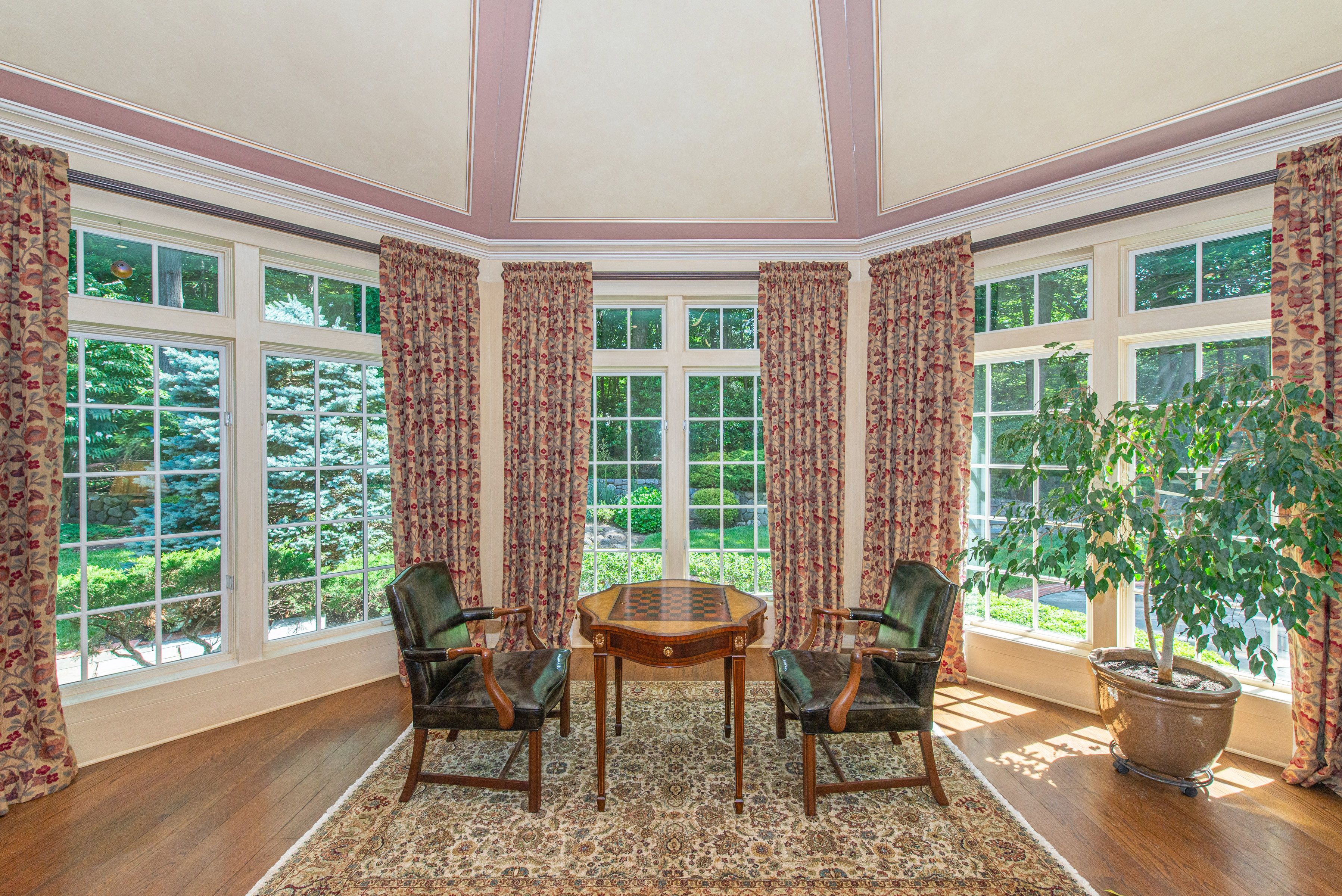 7 Meadow Lane 