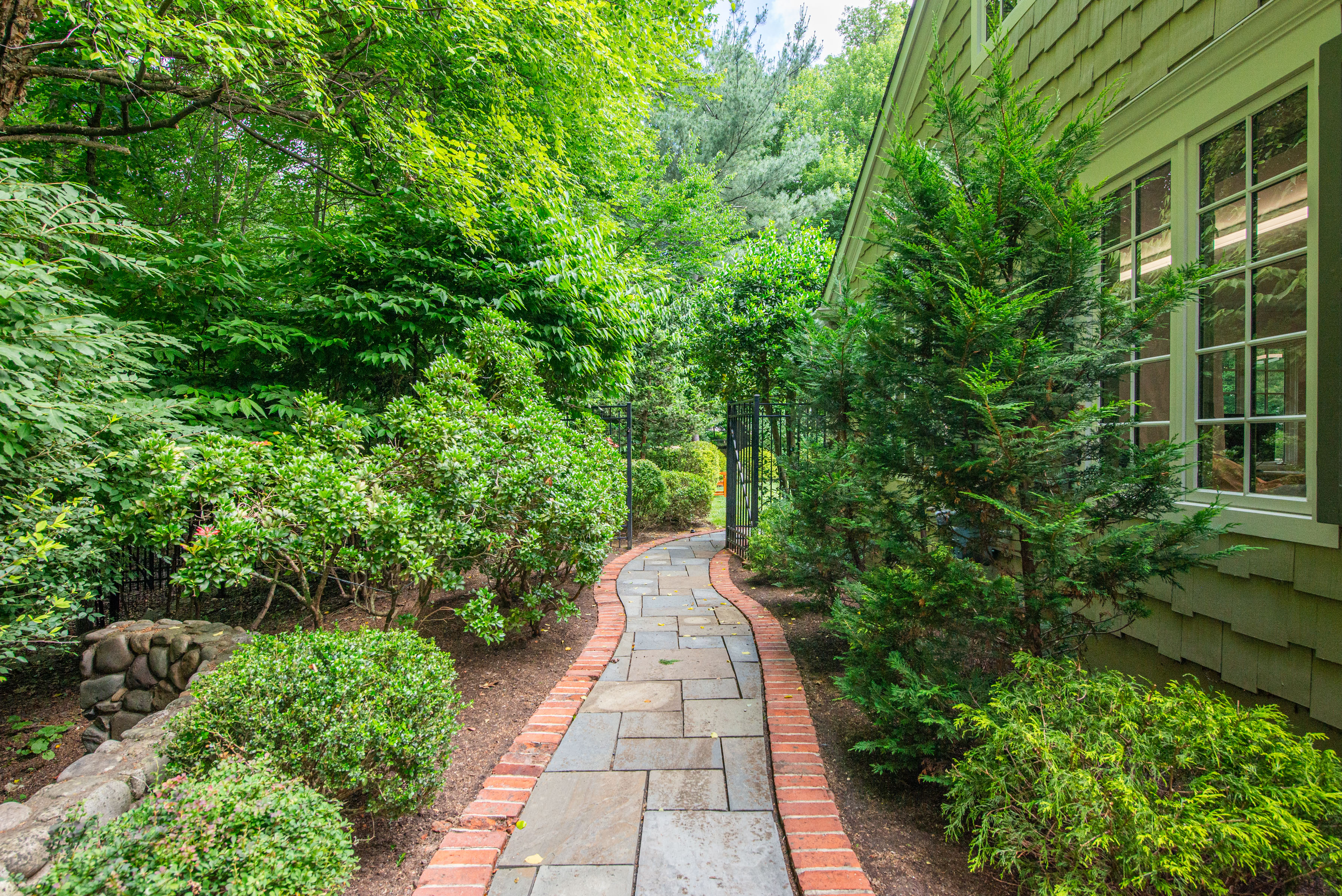 7 Meadow Lane 