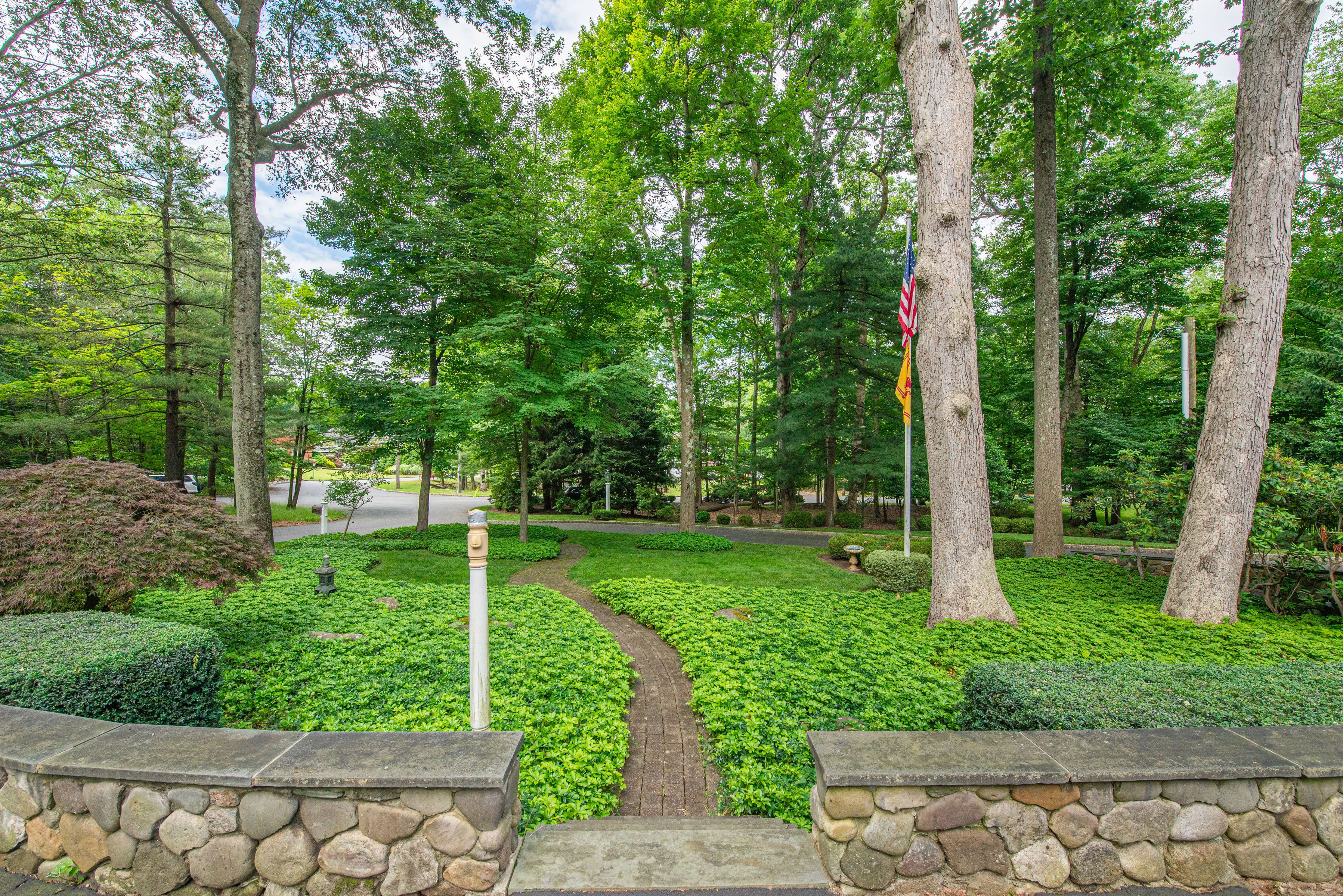 7 Meadow Lane 