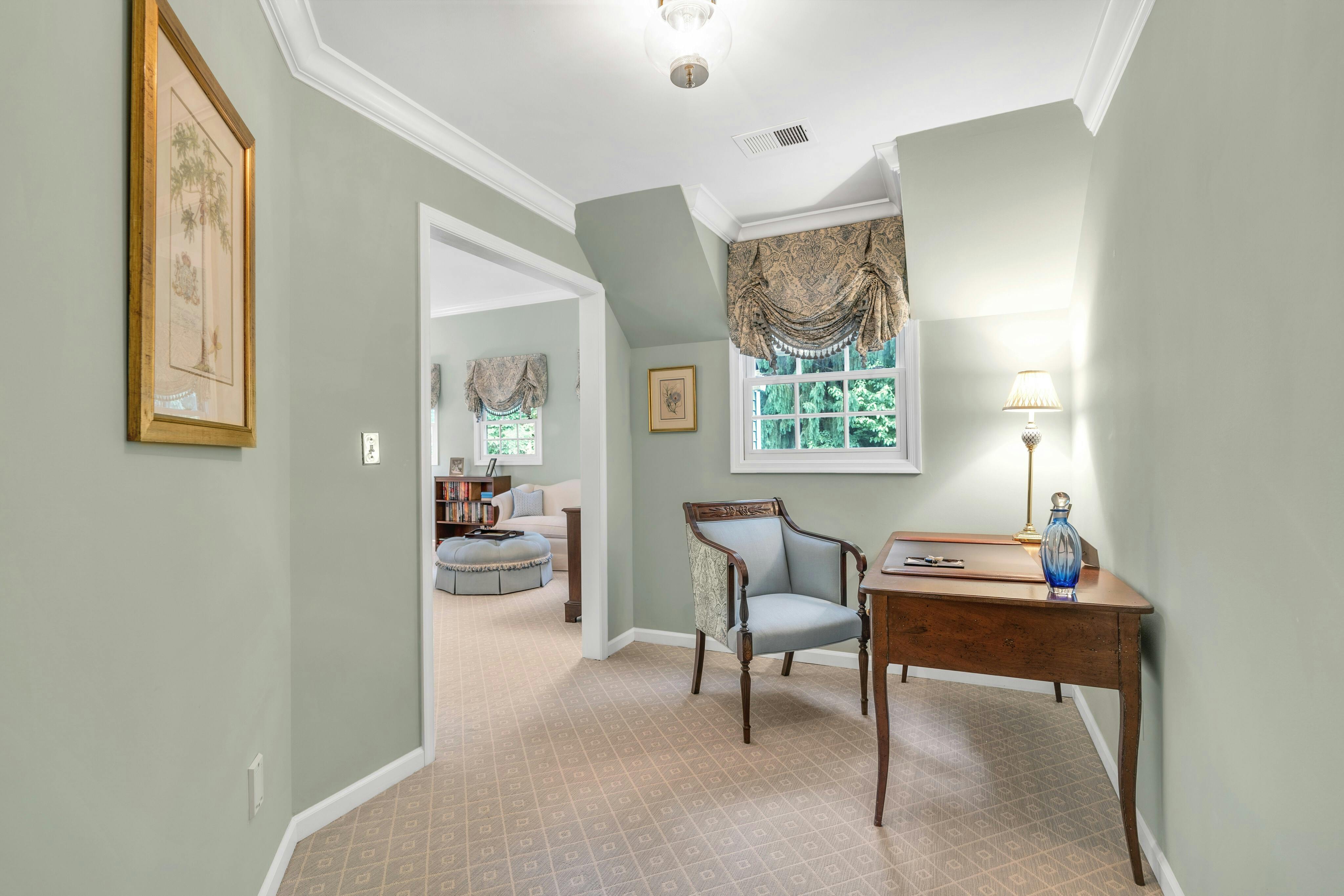 8 Michael Road 