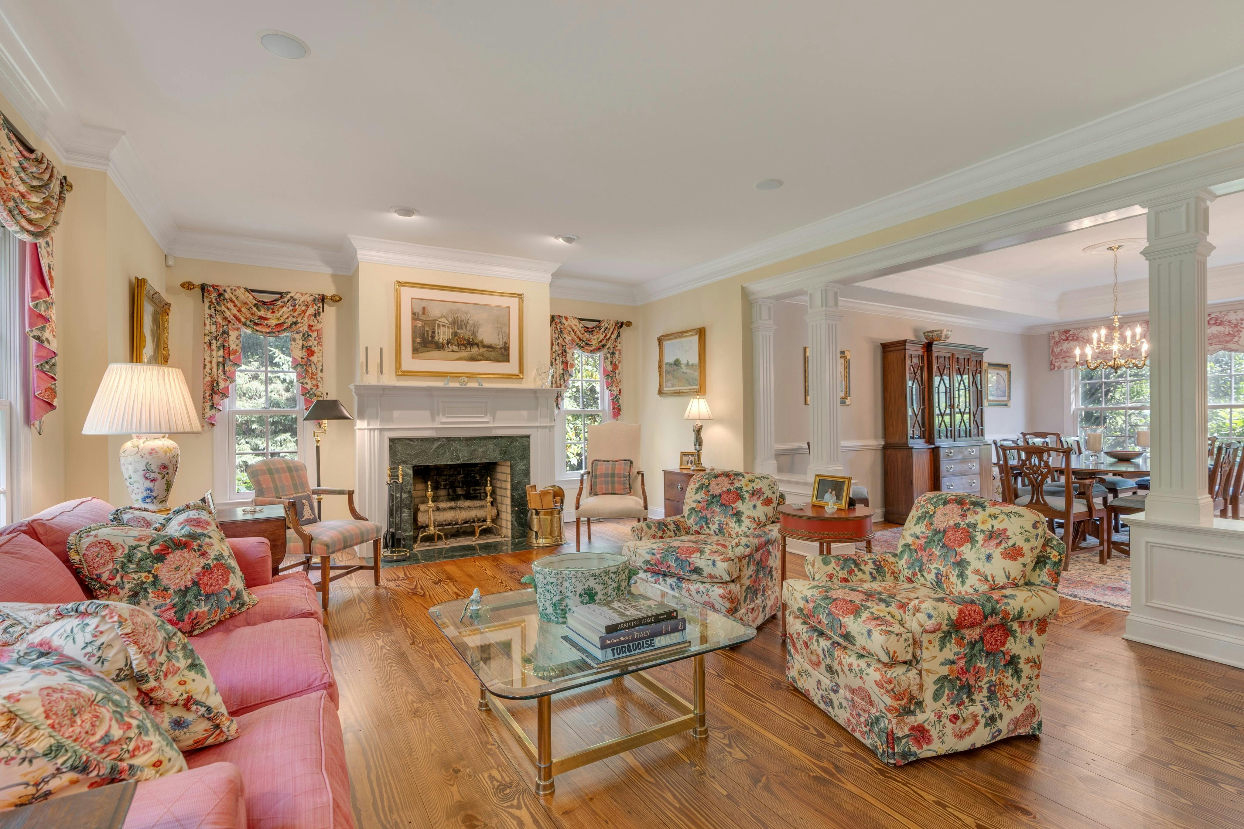8 Michael Road 
