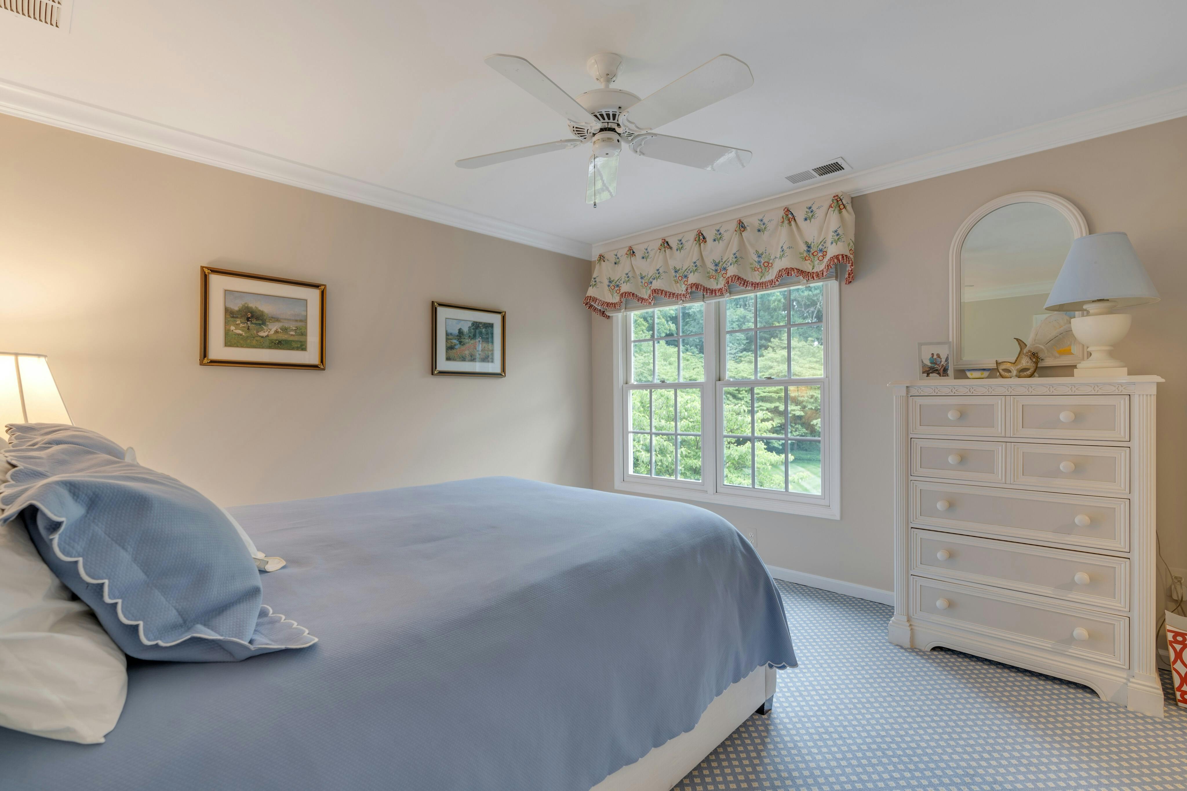 8 Michael Road 