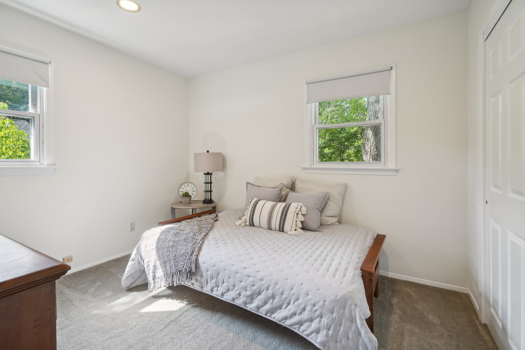 4 Crestmont Drive 