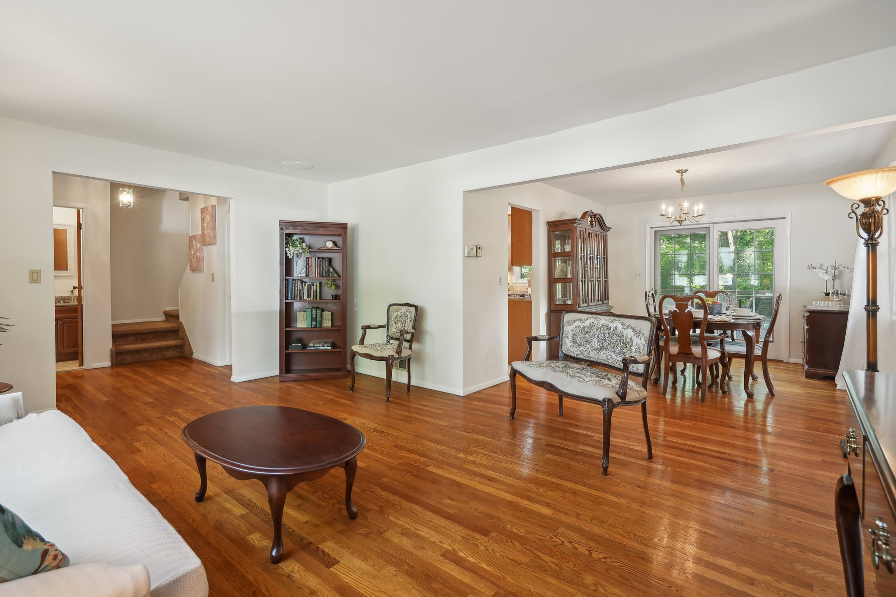 4 Crestmont Drive 