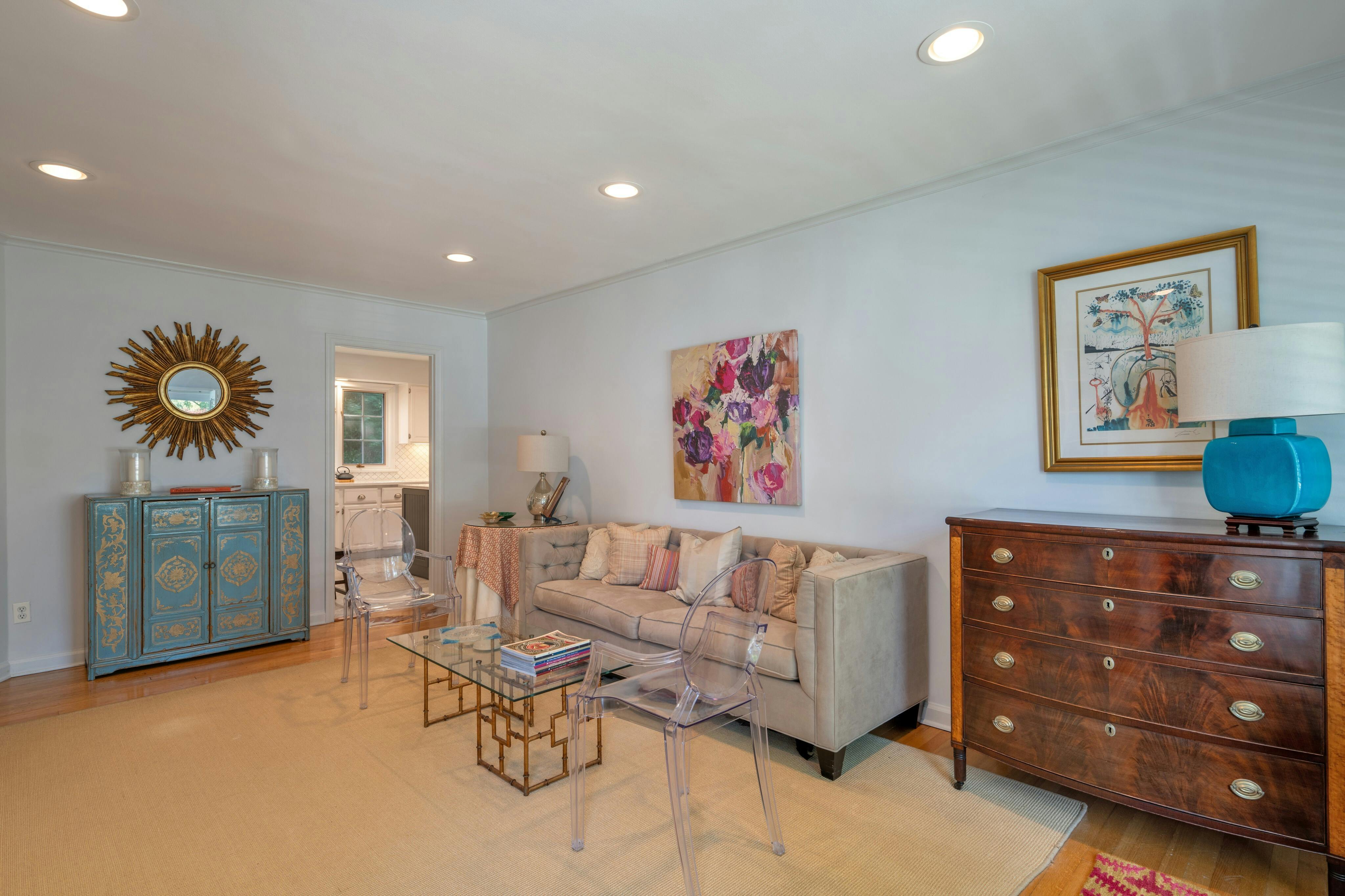 2 Ridgedale Avenue 