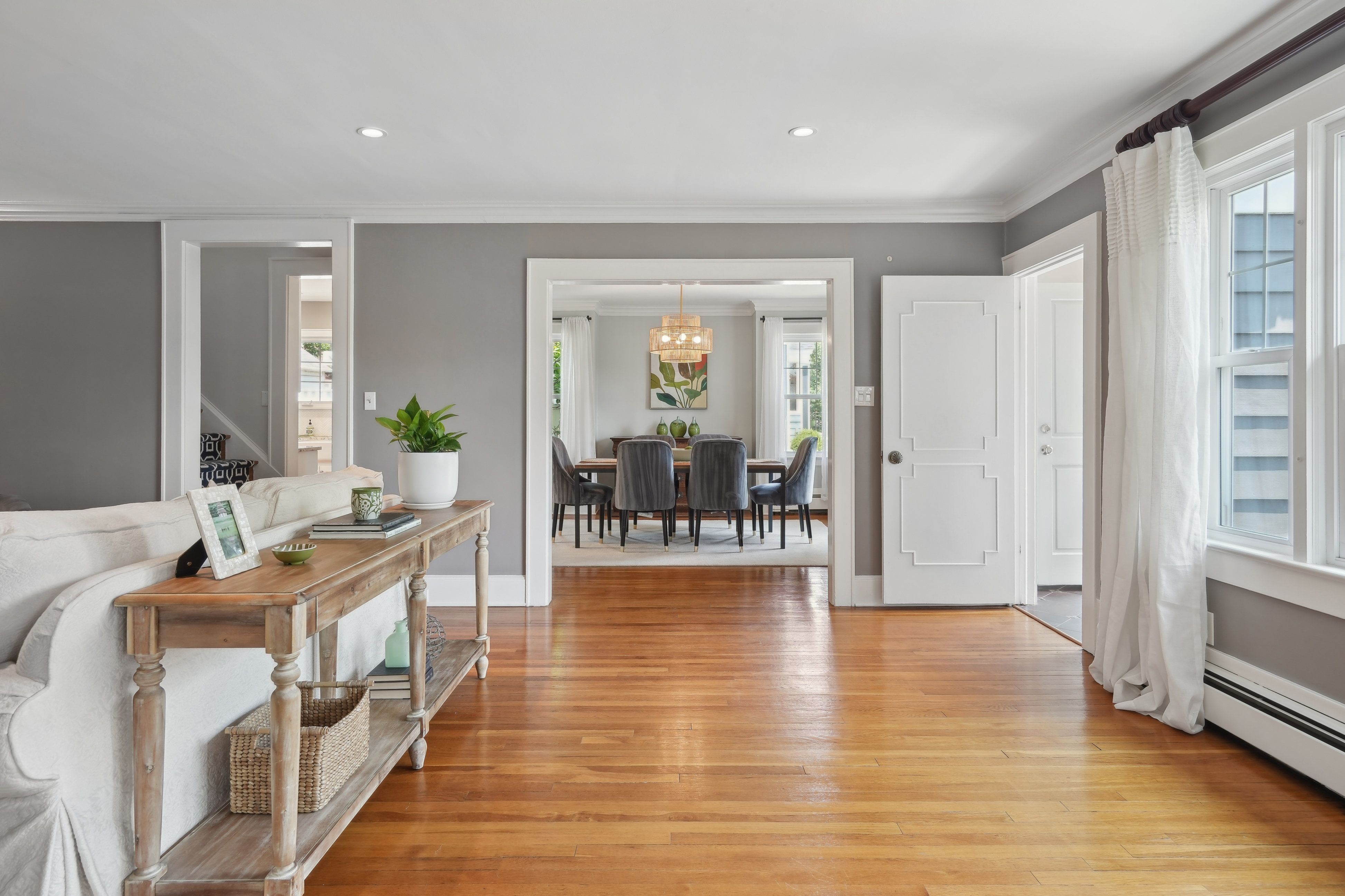 35 Walnut Avenue 