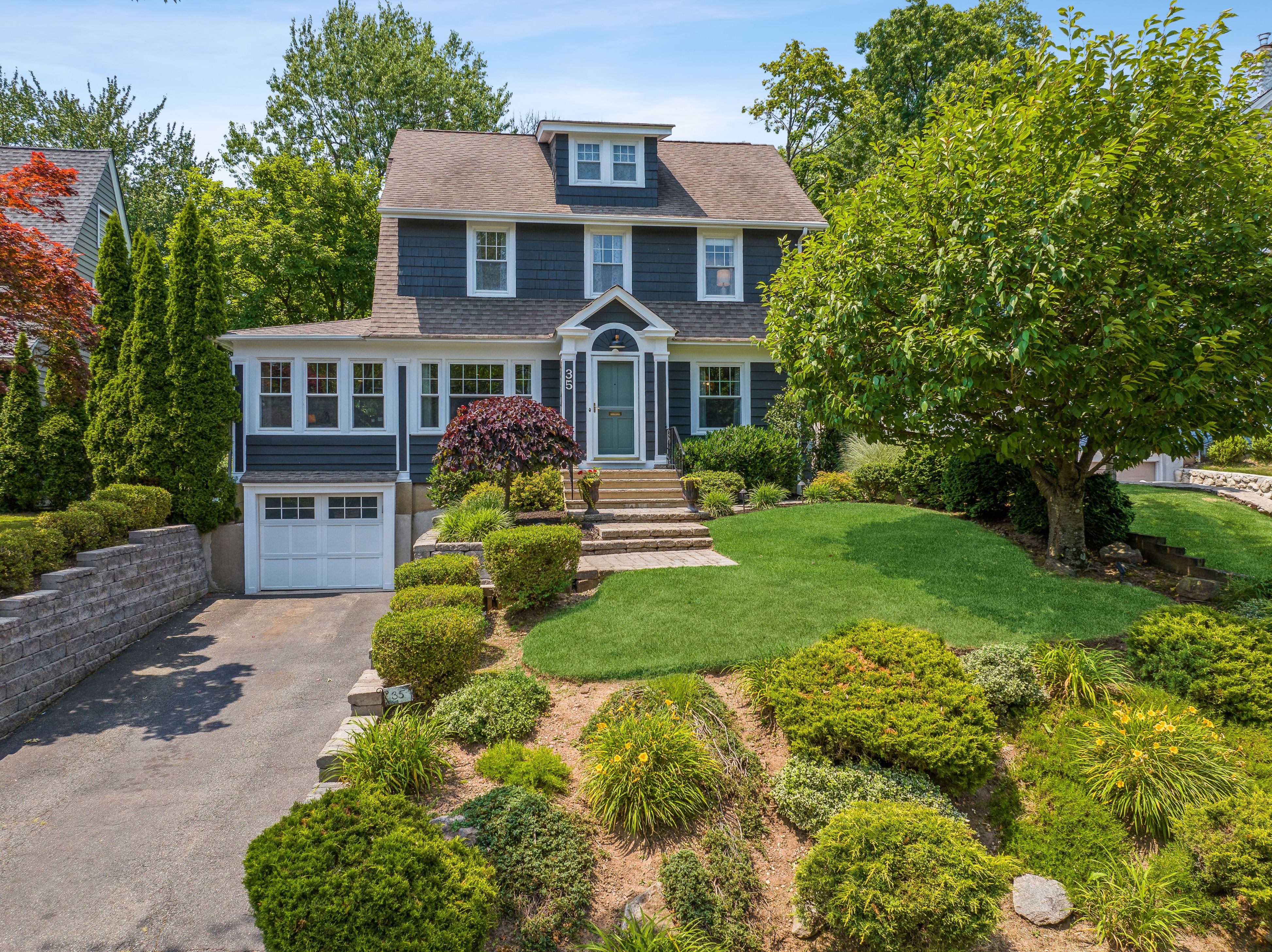 35 Walnut Avenue 